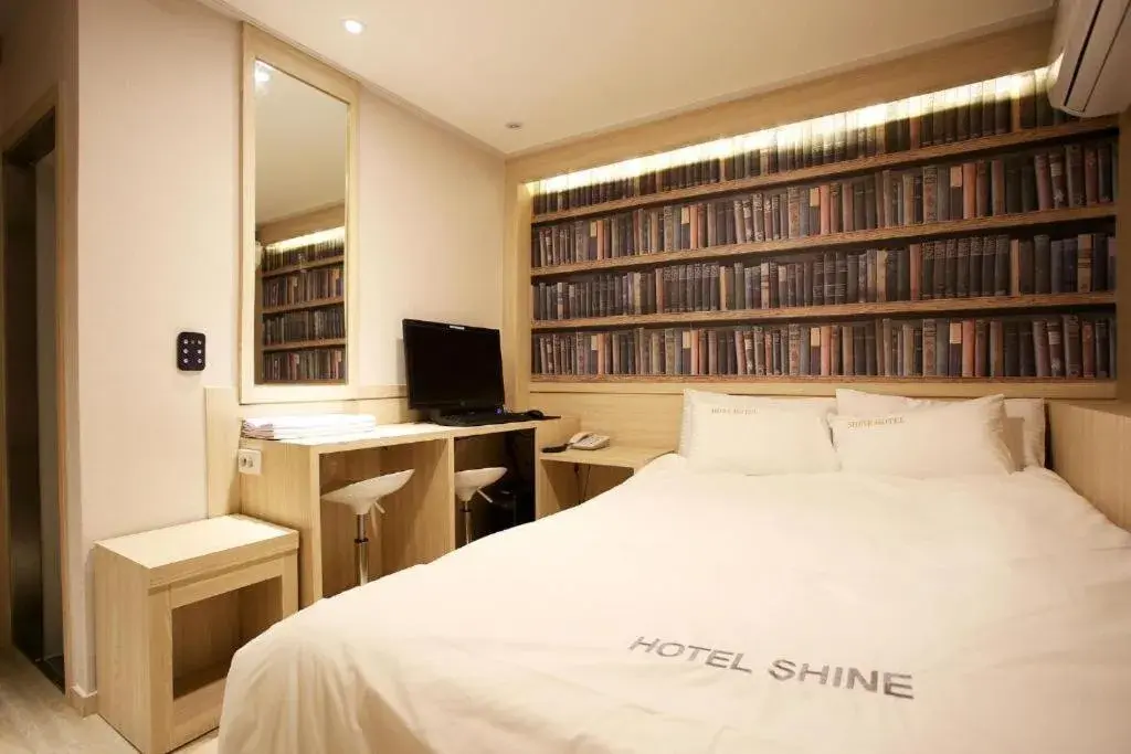 Shine Hotel Shine Hotel