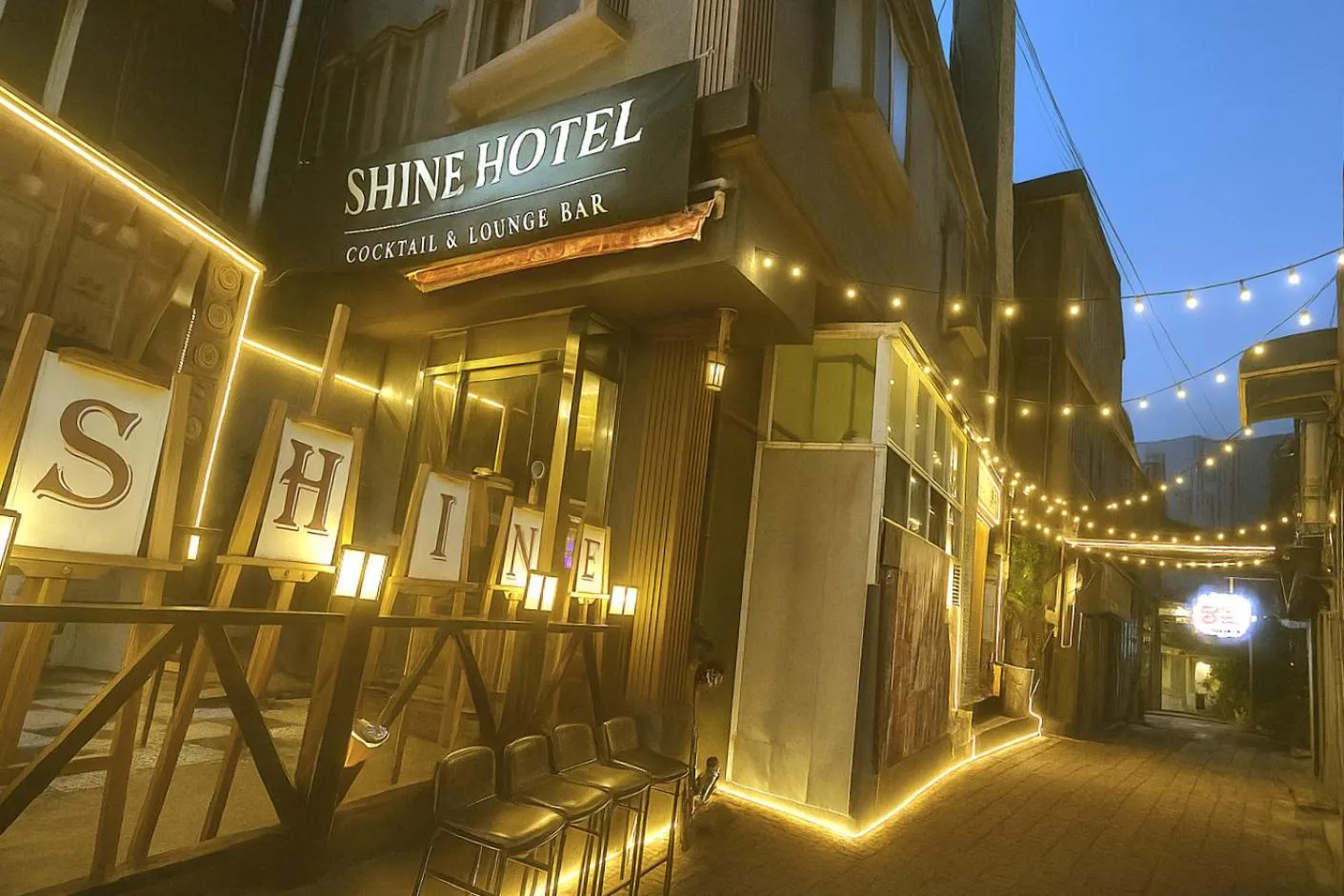 Shine Hotel