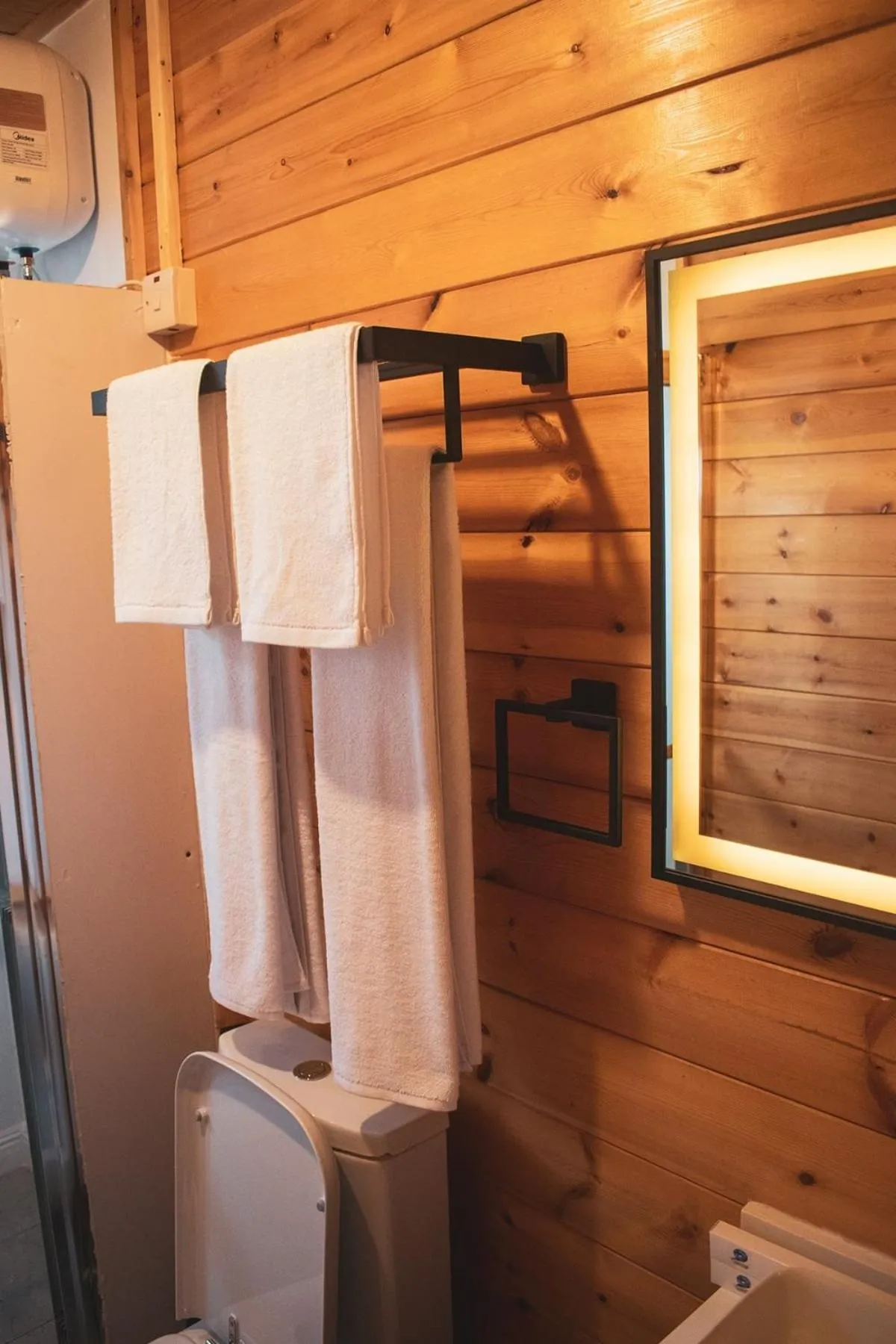 Utende Seacliff Resort