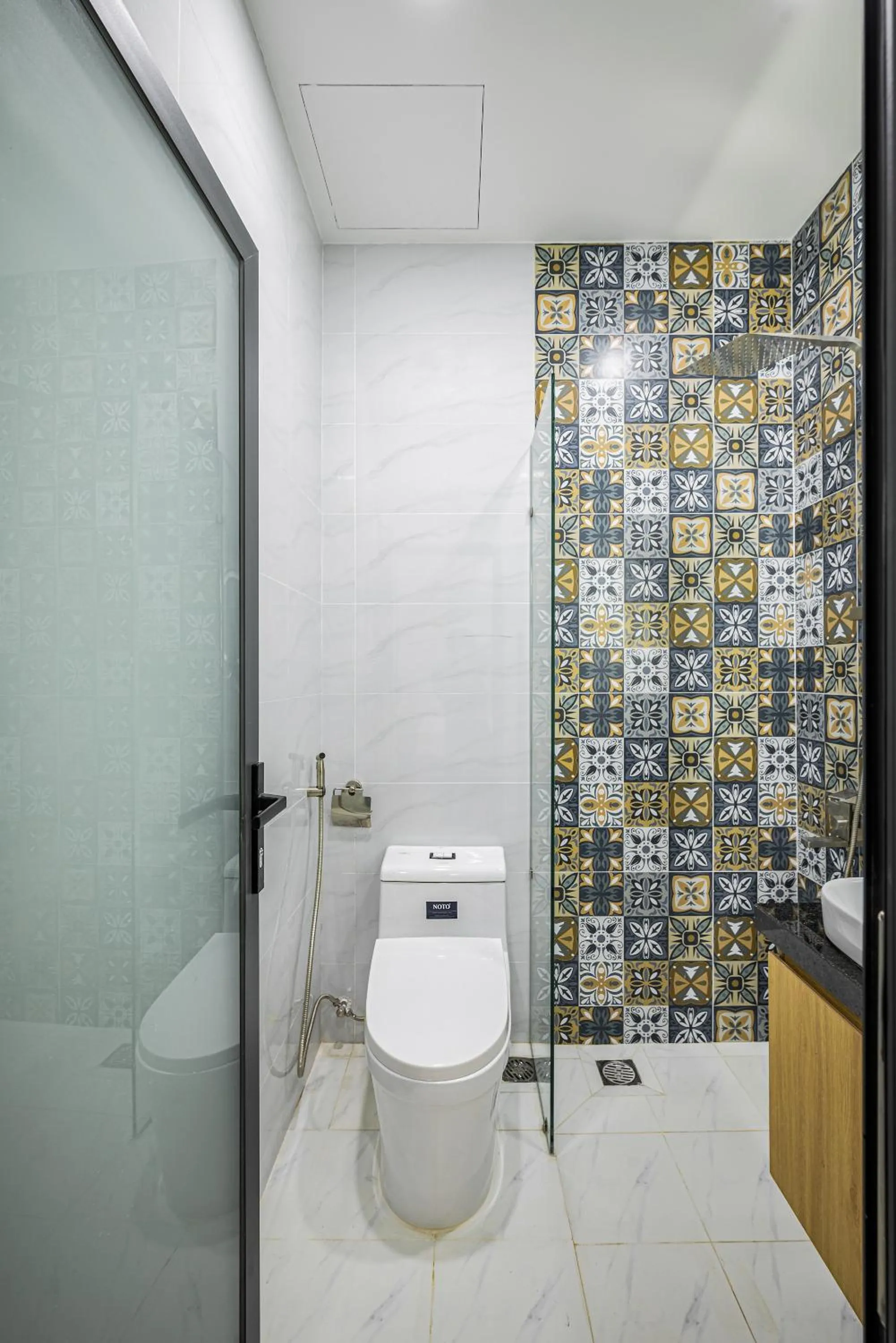 Shower in Cozrum Homes - Spring Residence