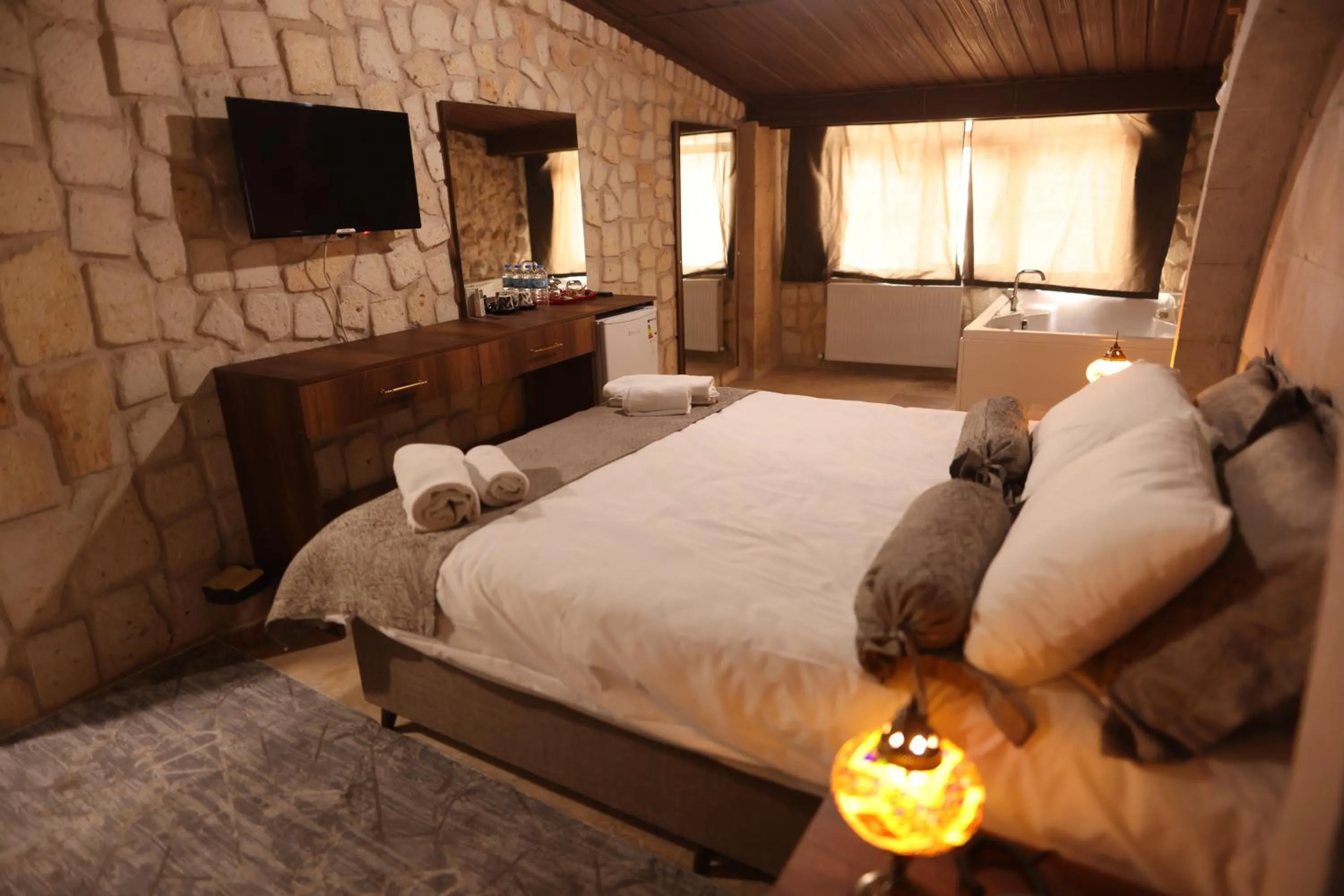 Photo of the whole room, Bed in Wisstone Hotel