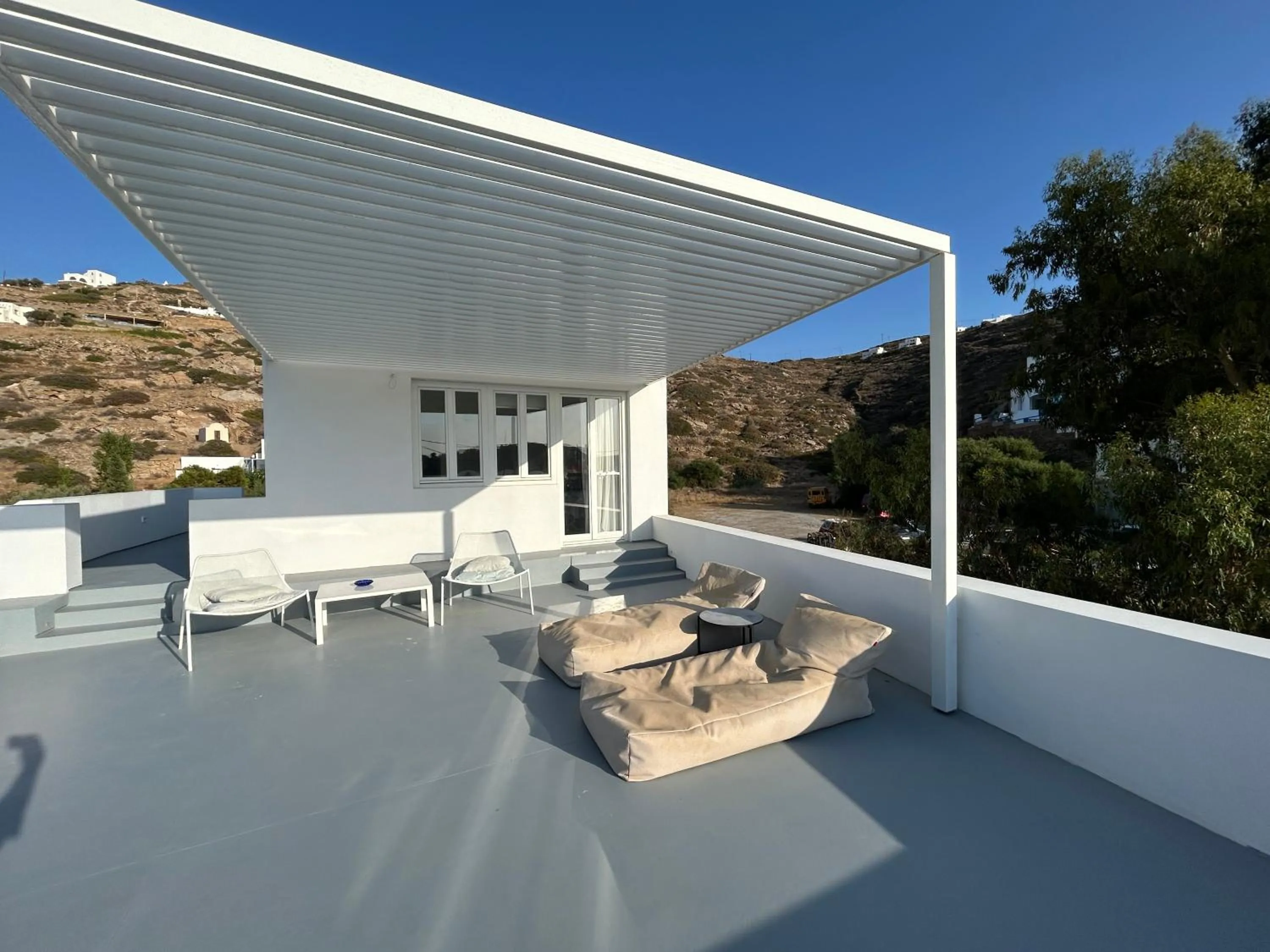 Balcony/Terrace in Relux Ios Hotel