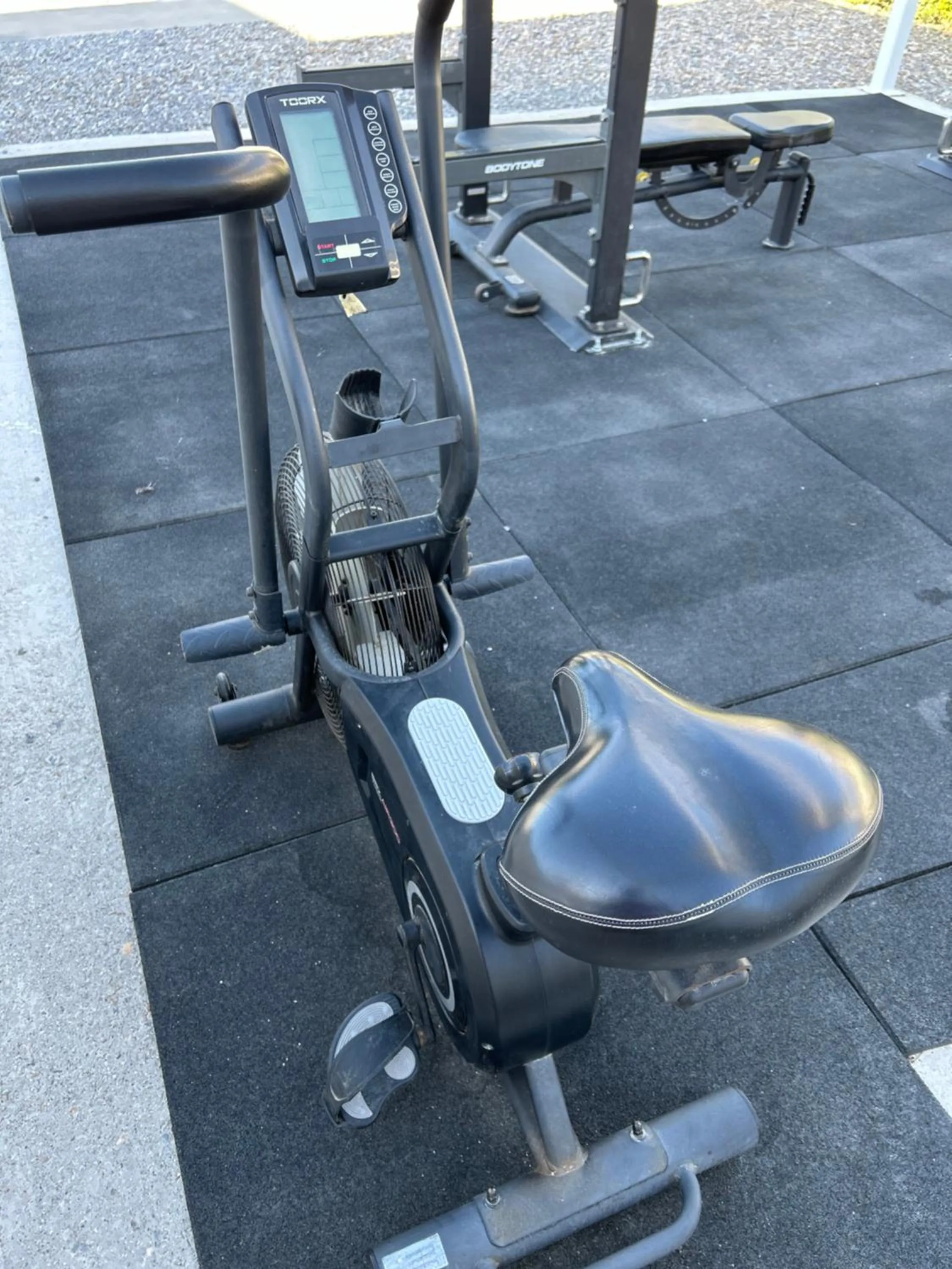 Fitness centre/facilities in Relux Ios Hotel