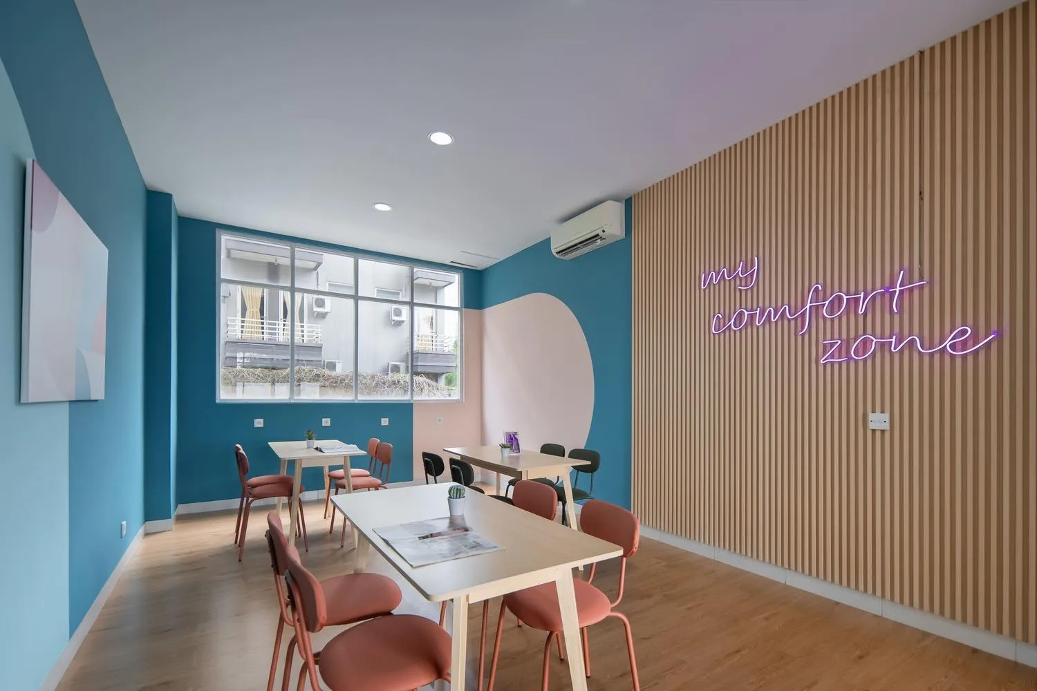 Dining area in Cove Casaduta