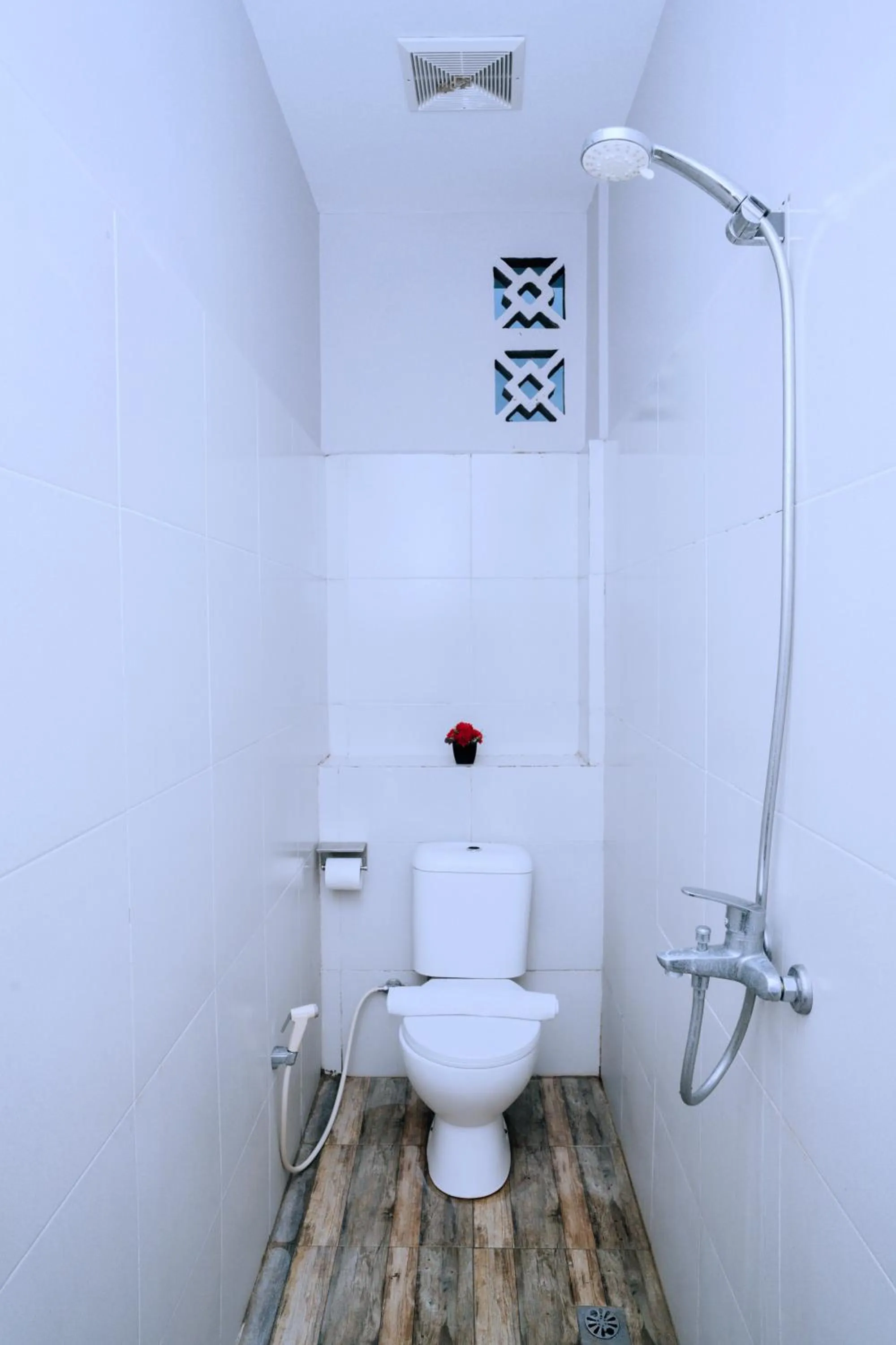 Bathroom in Casa Felice by Reccoma