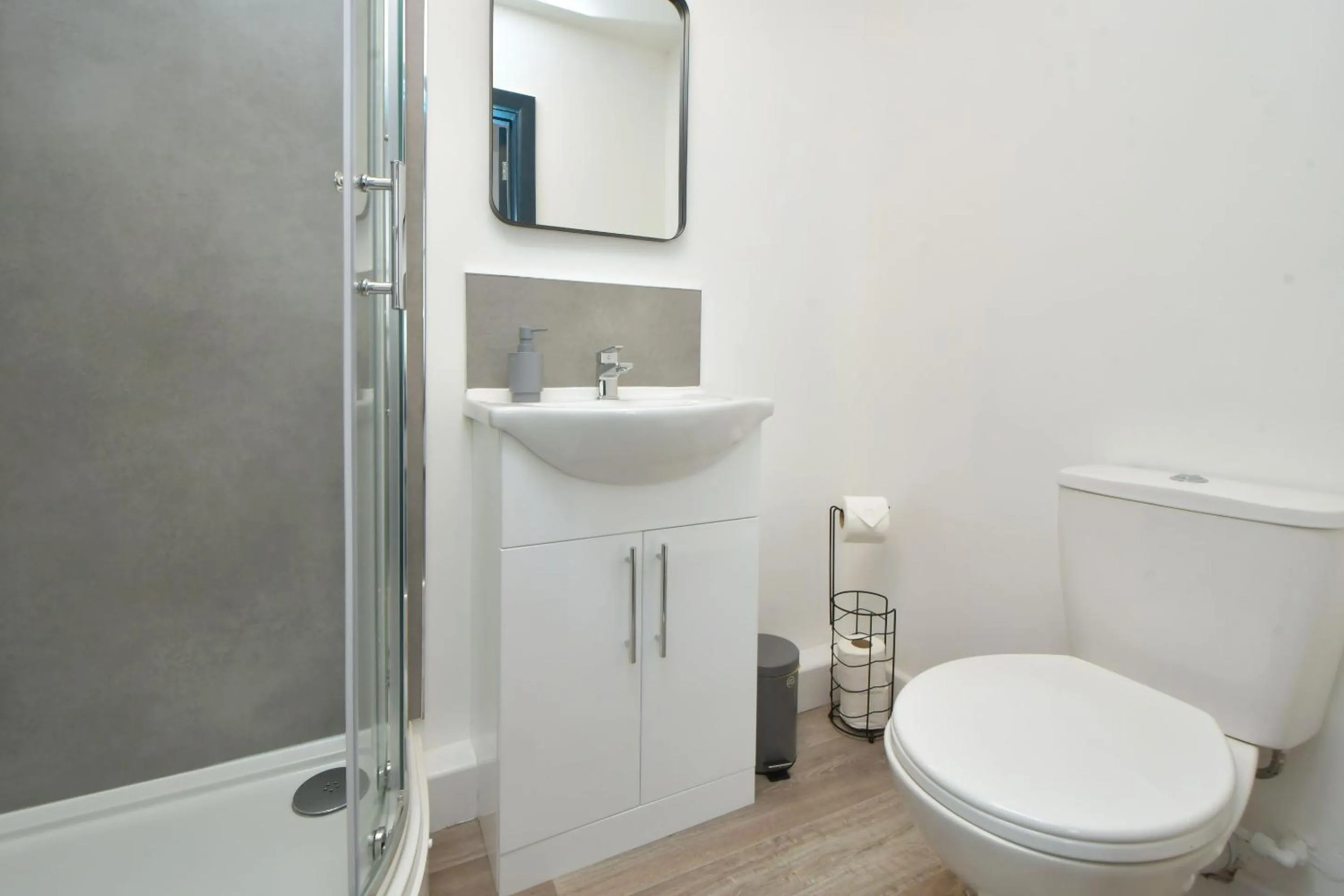 Bathroom in Stay at Shobnall Road Rooms and Studios Burton