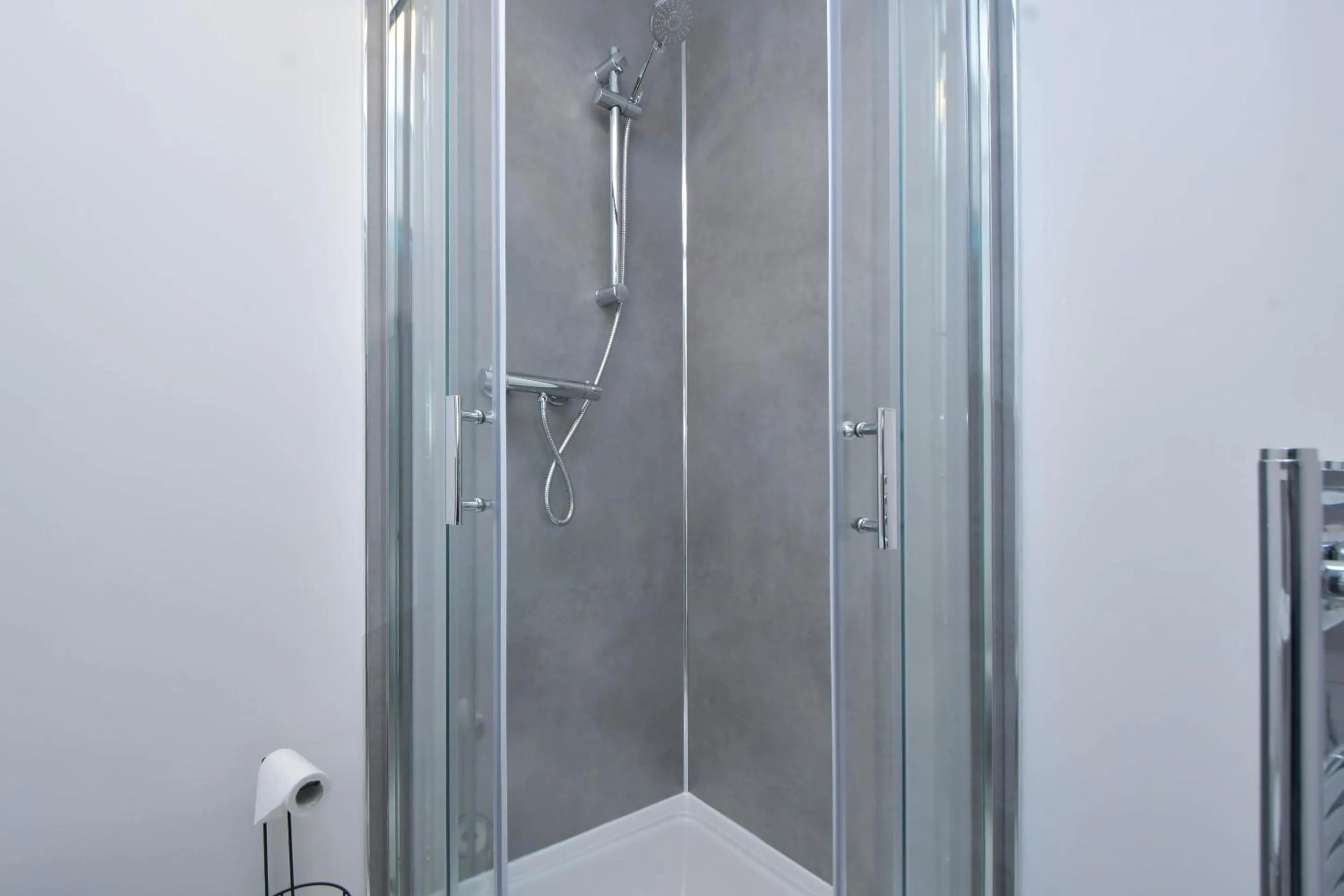 Bathroom in Stay at Shobnall Road Rooms and Studios Burton