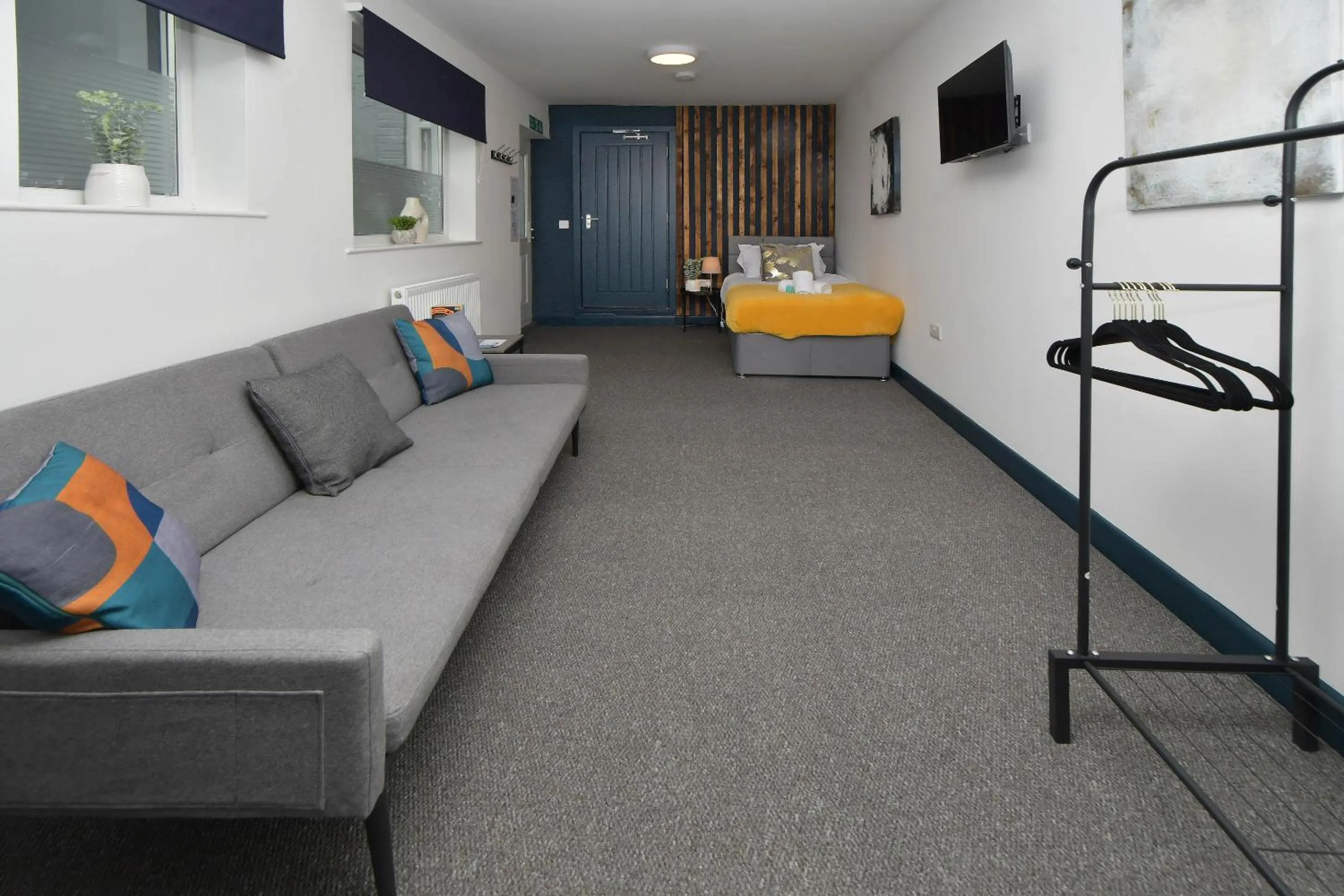 Bedroom, Bed in Stay at Shobnall Road Rooms and Studios Burton