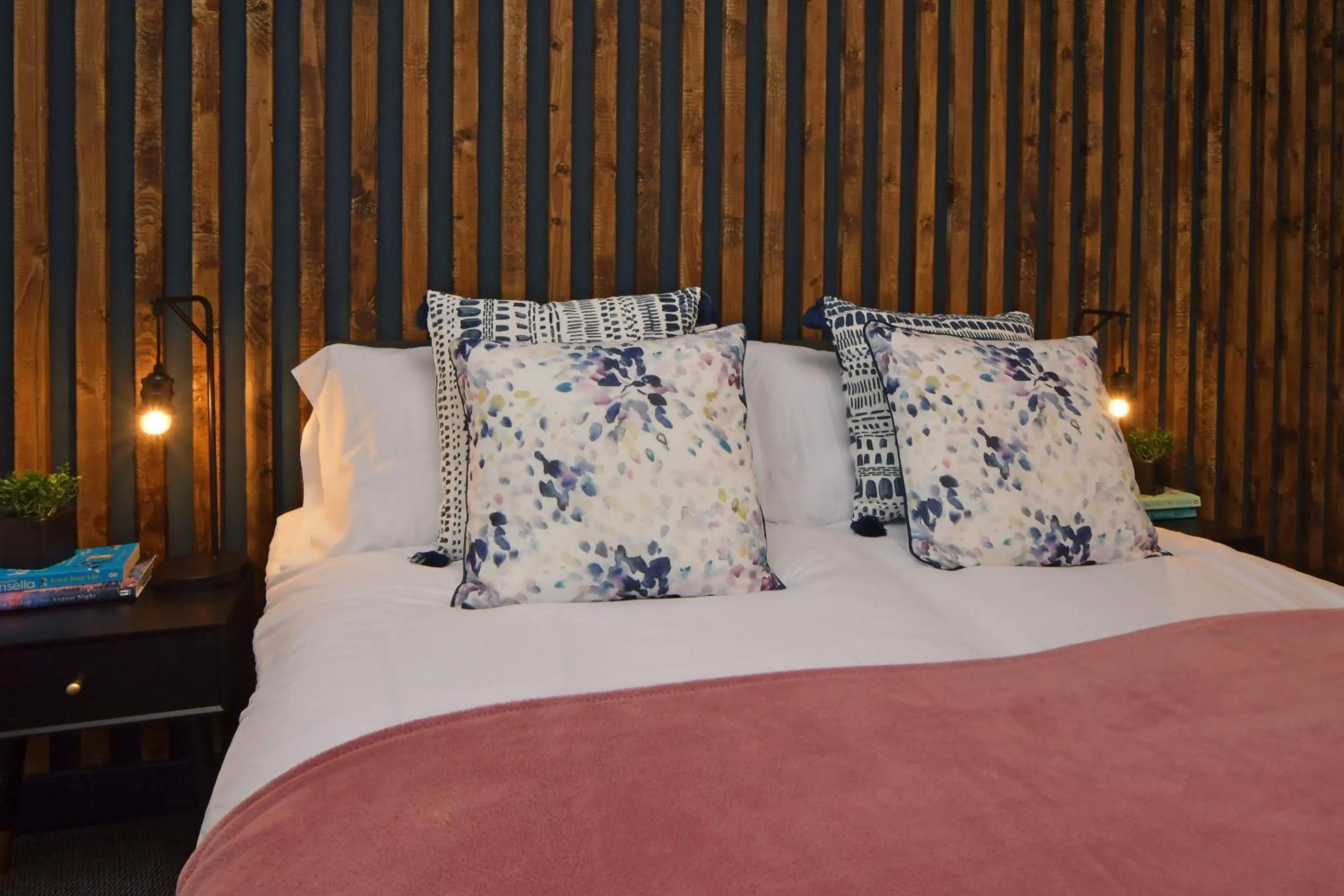 Bedroom, Bed in Stay at Shobnall Road Rooms and Studios Burton