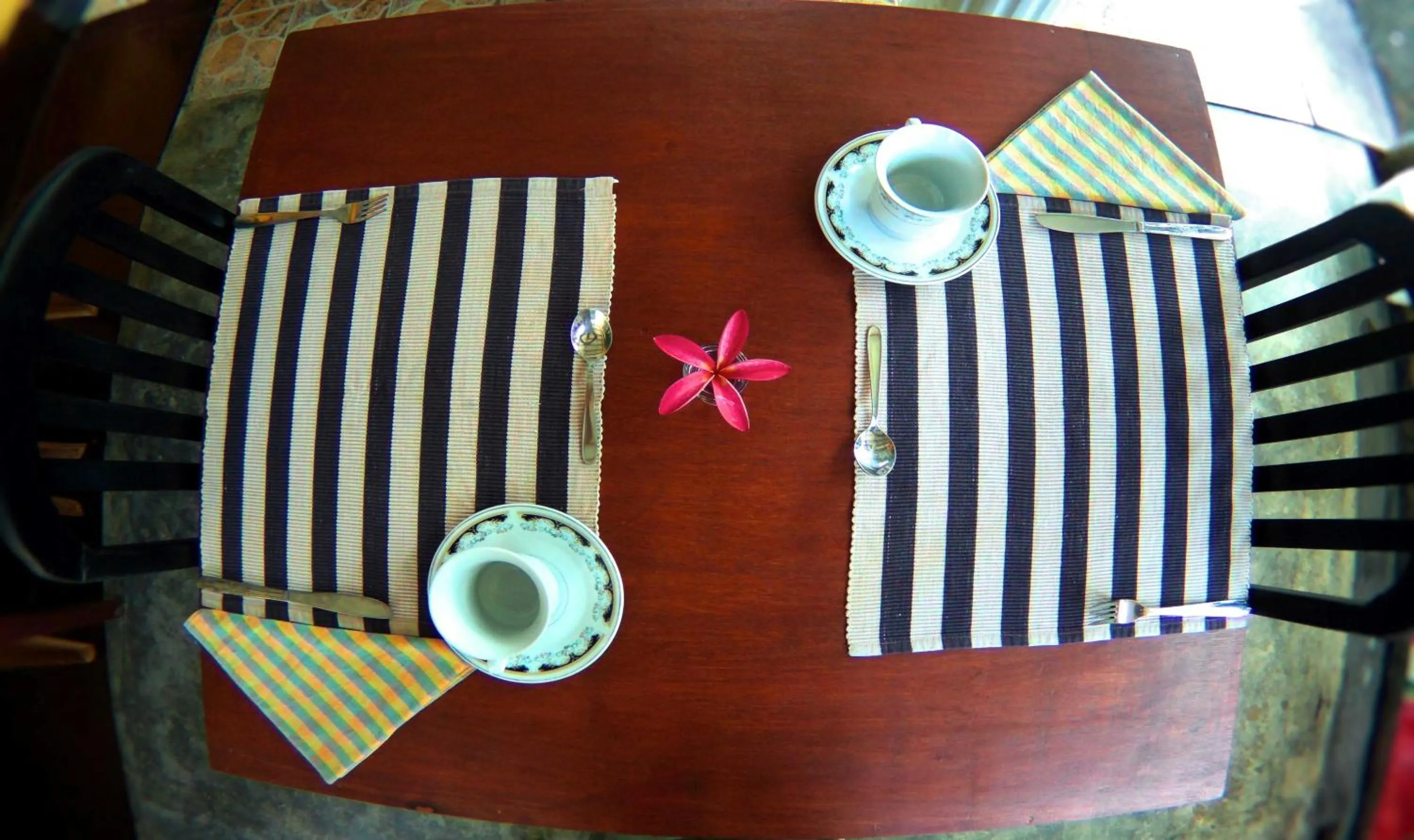 Food and drinks in Tamara Motels