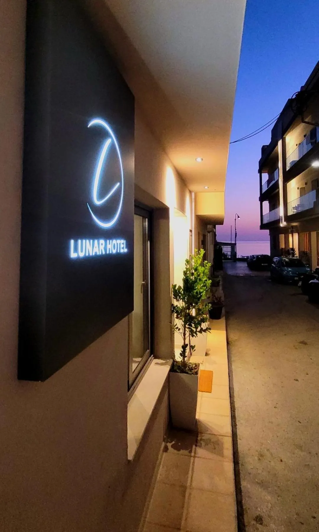 Street view in Lunar Hotel Modern Boutique