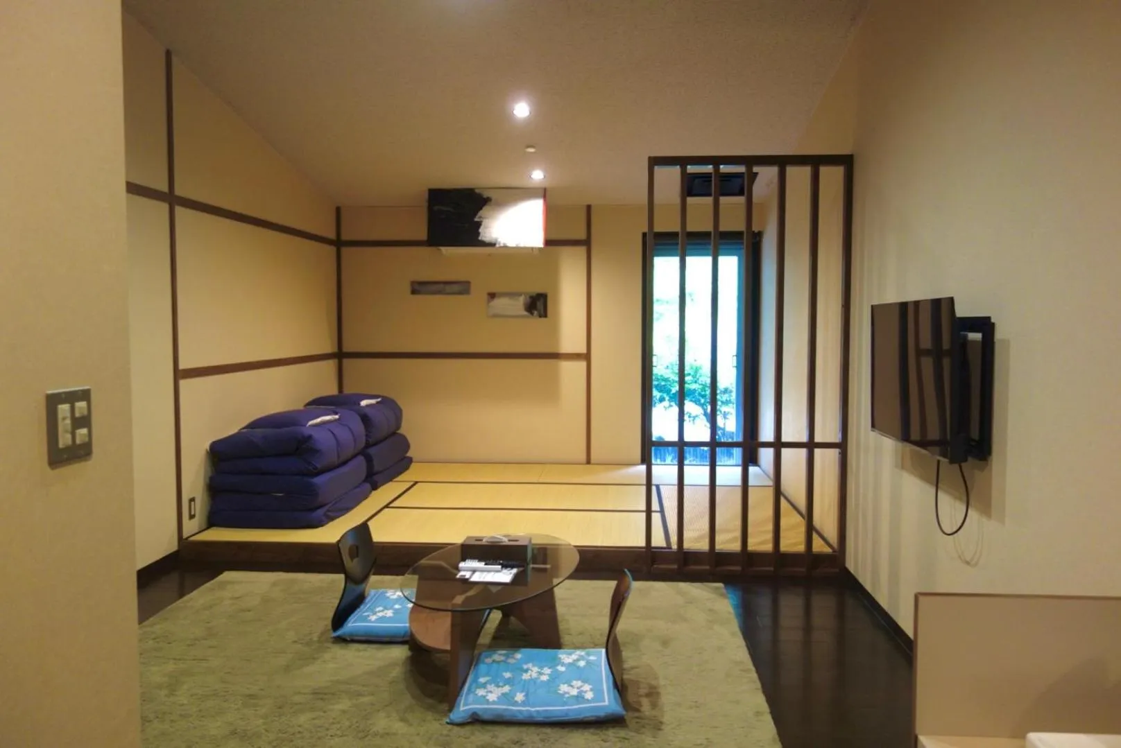 Bed in YuYu Hakone - Private Open Air Onsen Usage Guaranteed