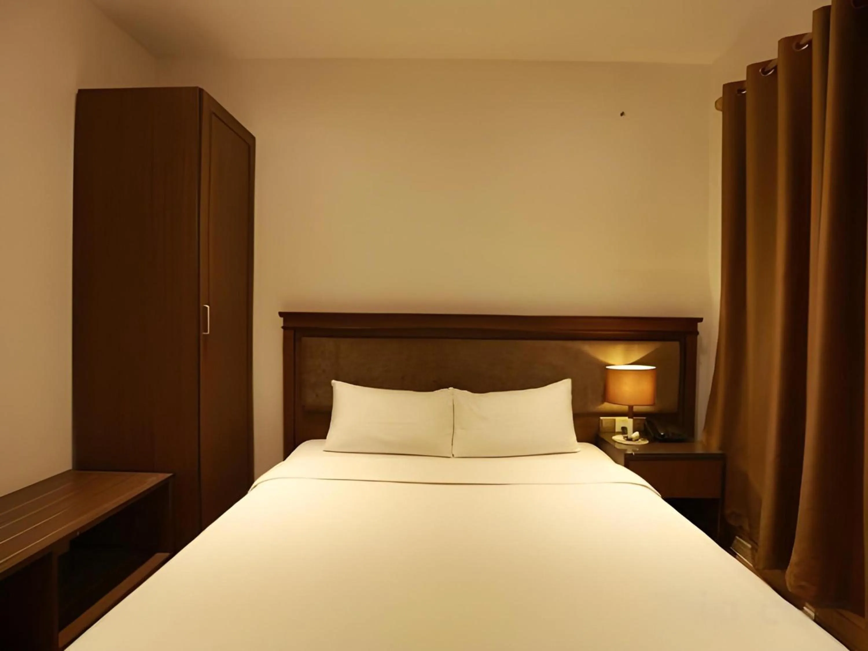 Bedroom, Bed in Collection O Le Grand Hanoi hotel - The Tryst