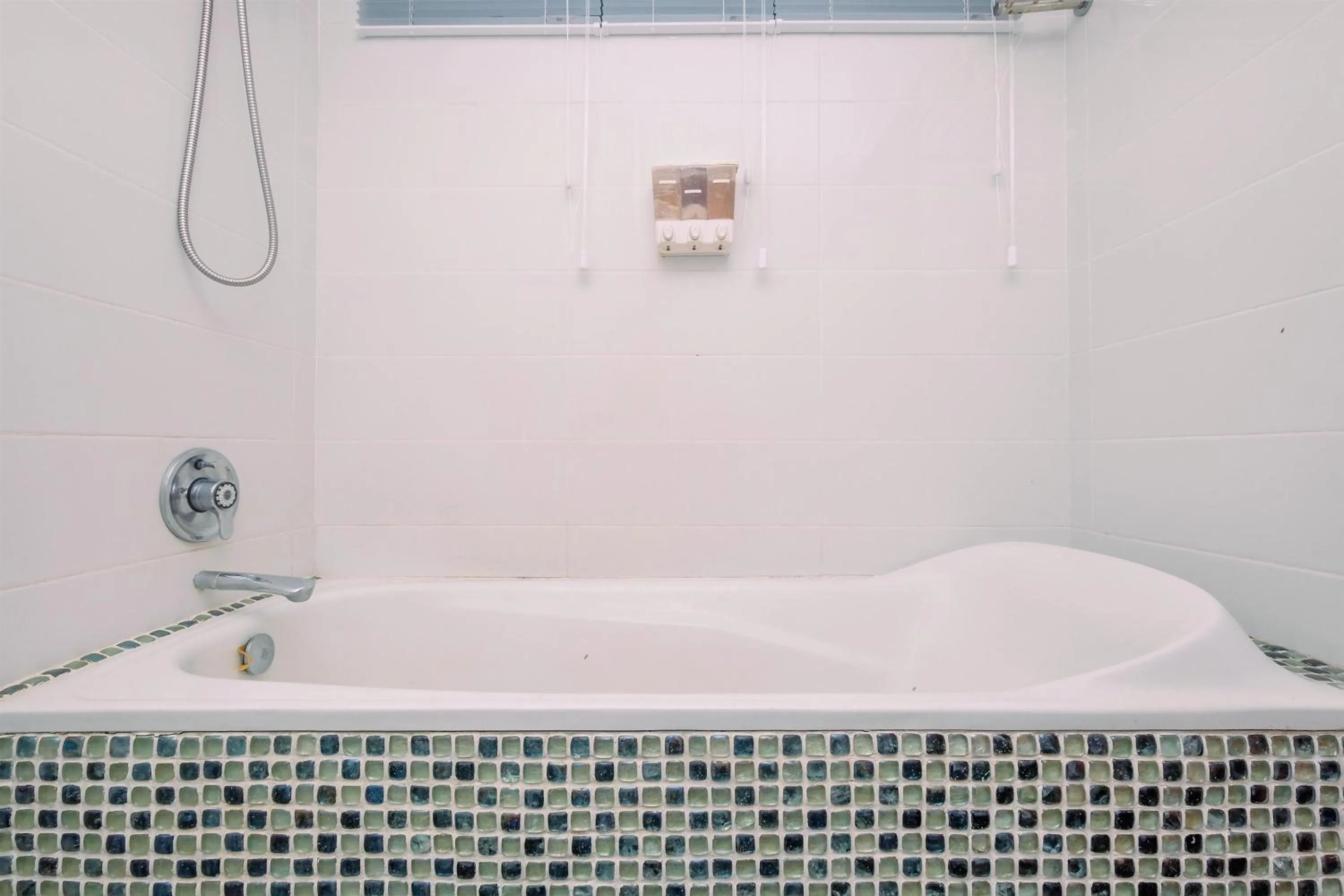 Comfort 2BR + Extra Room at Sudirman Tower Condominium Apartment By Travelio