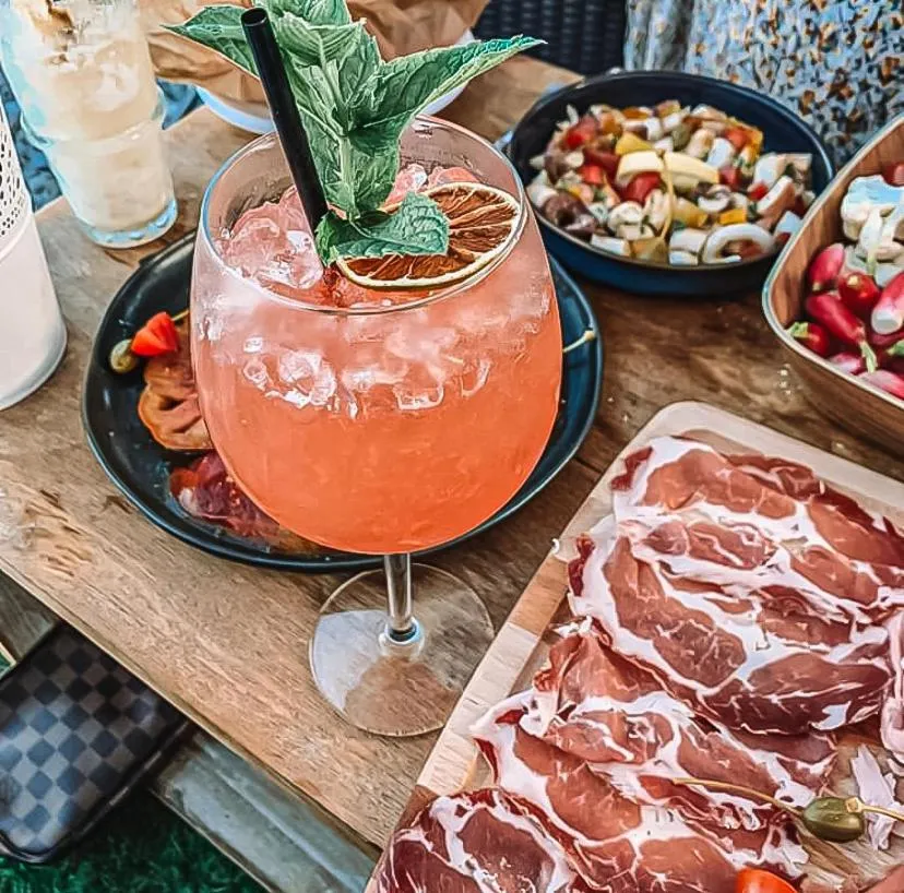 Patio in Rives d'Or Hôtel