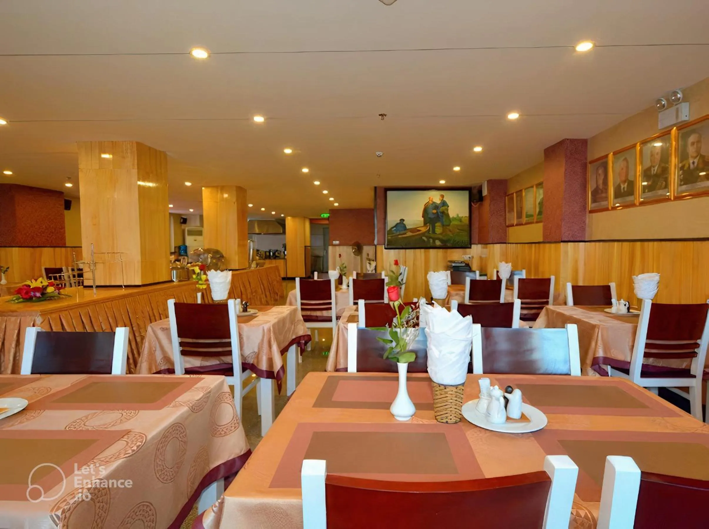 Restaurant/places to eat in Golden Rain 2 Hotel Nha Trang Beach