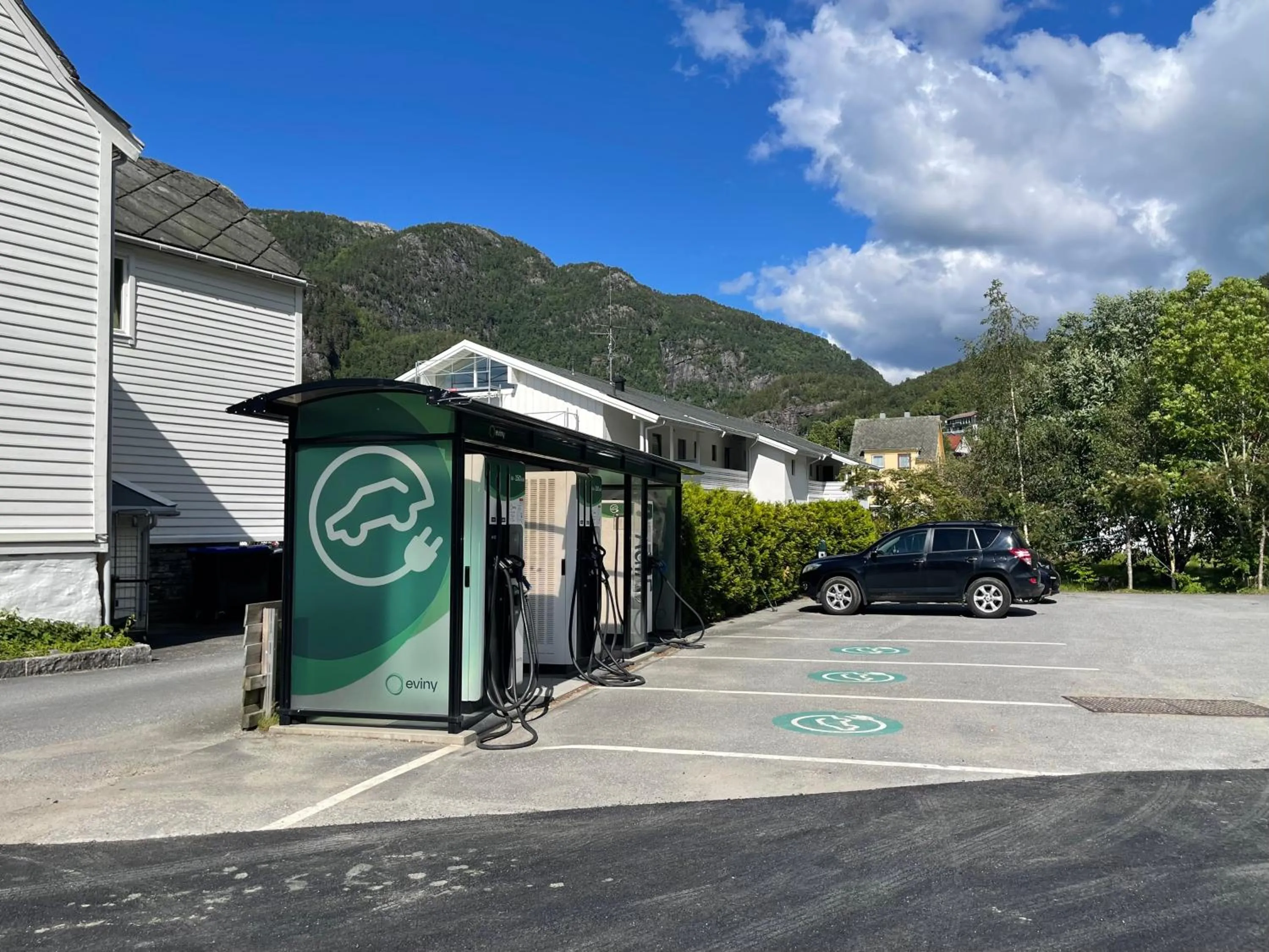 Neighbourhood in Jondal Hotel