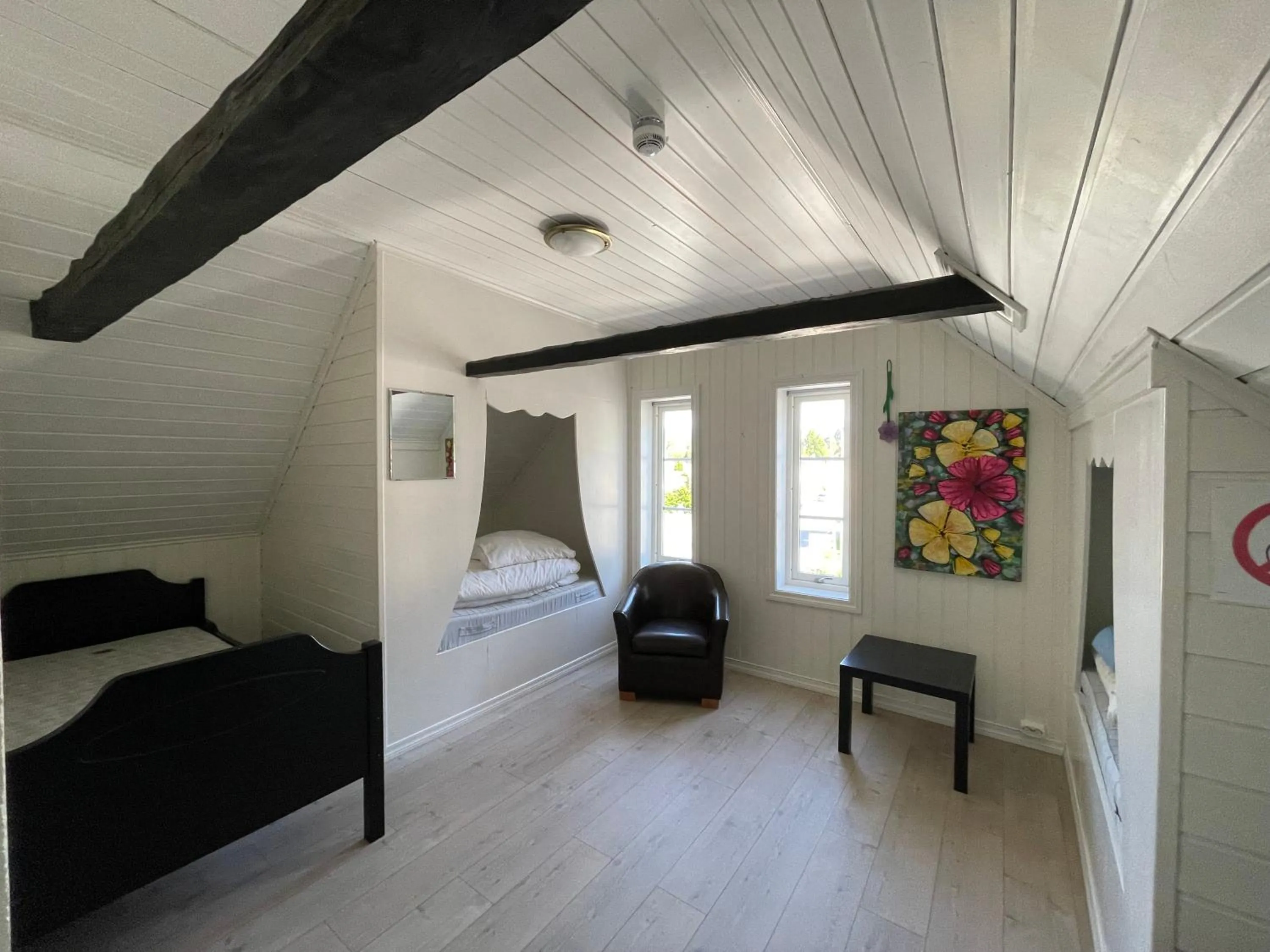 Photo of the whole room in Jondal Hotel