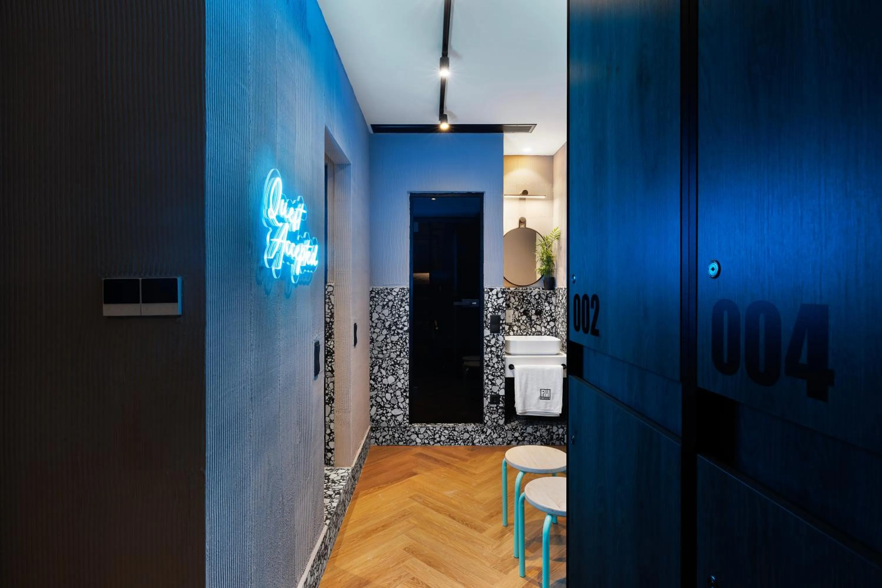 Photo of the whole room in Retroverse Hostel