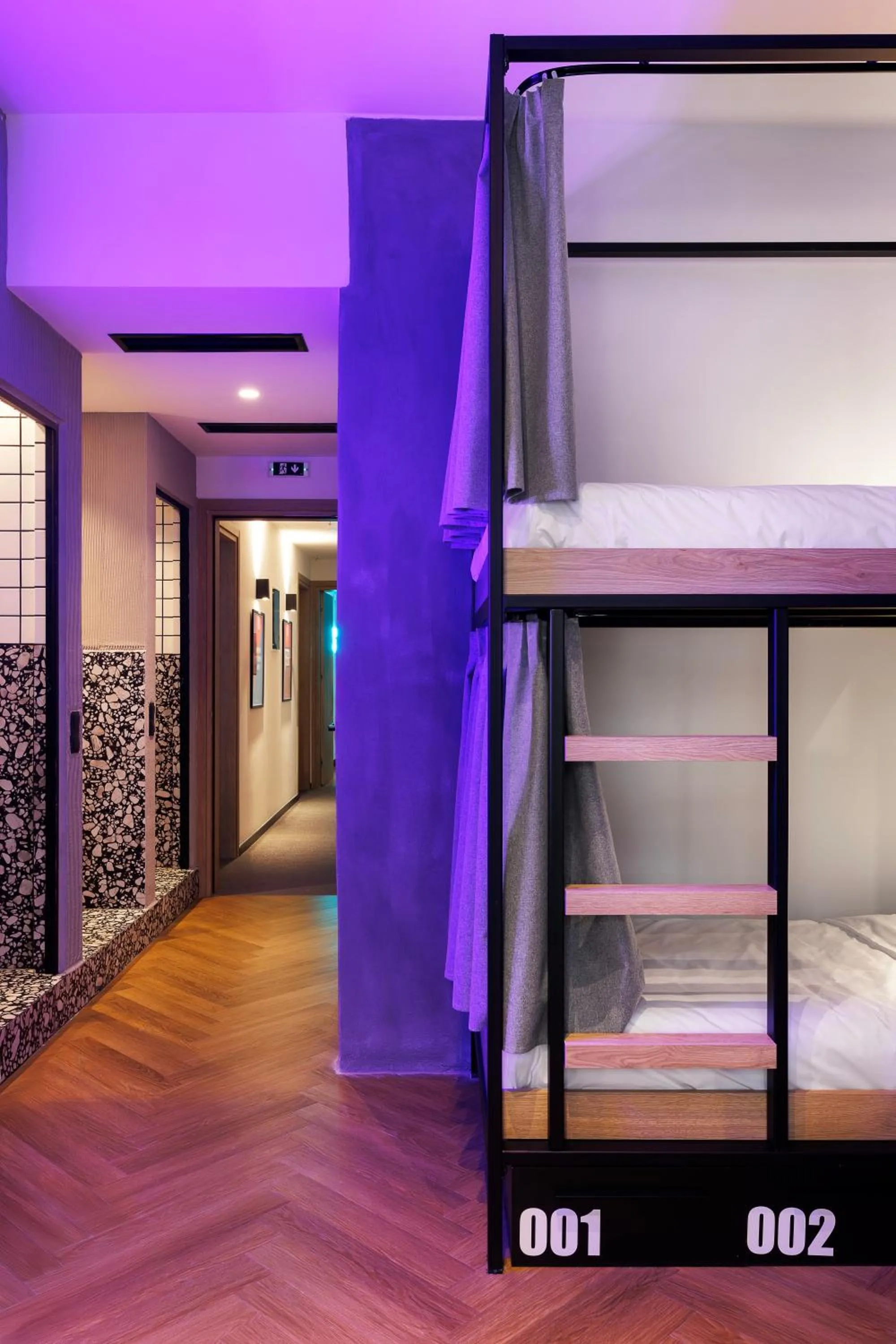 Photo of the whole room, Bed in Retroverse Hostel