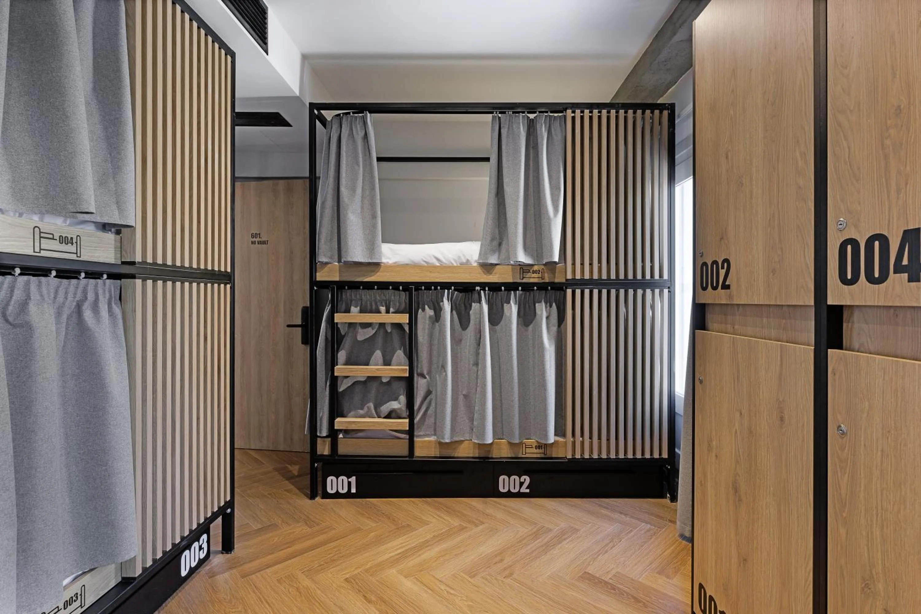 bunk bed in Retroverse Hostel