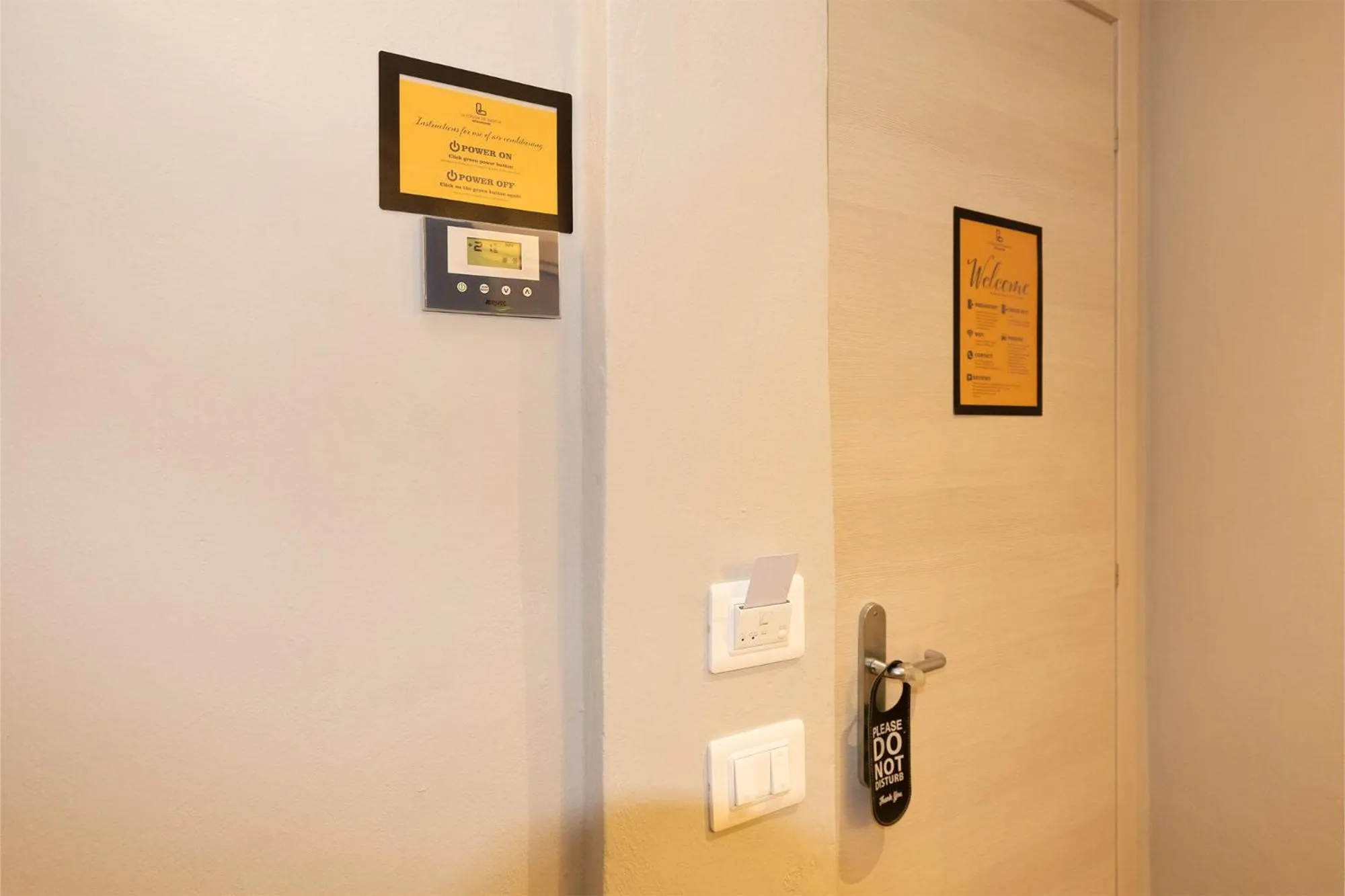 Logo/Certificate/Sign in La Loggia de' Banchi