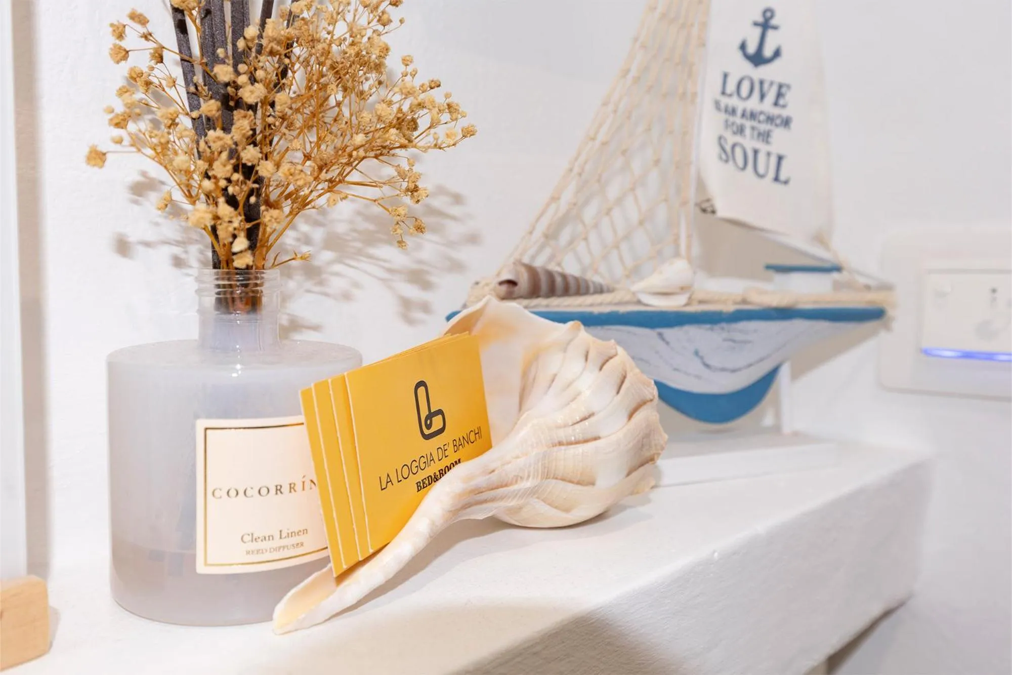 Decorative detail in La Loggia de' Banchi