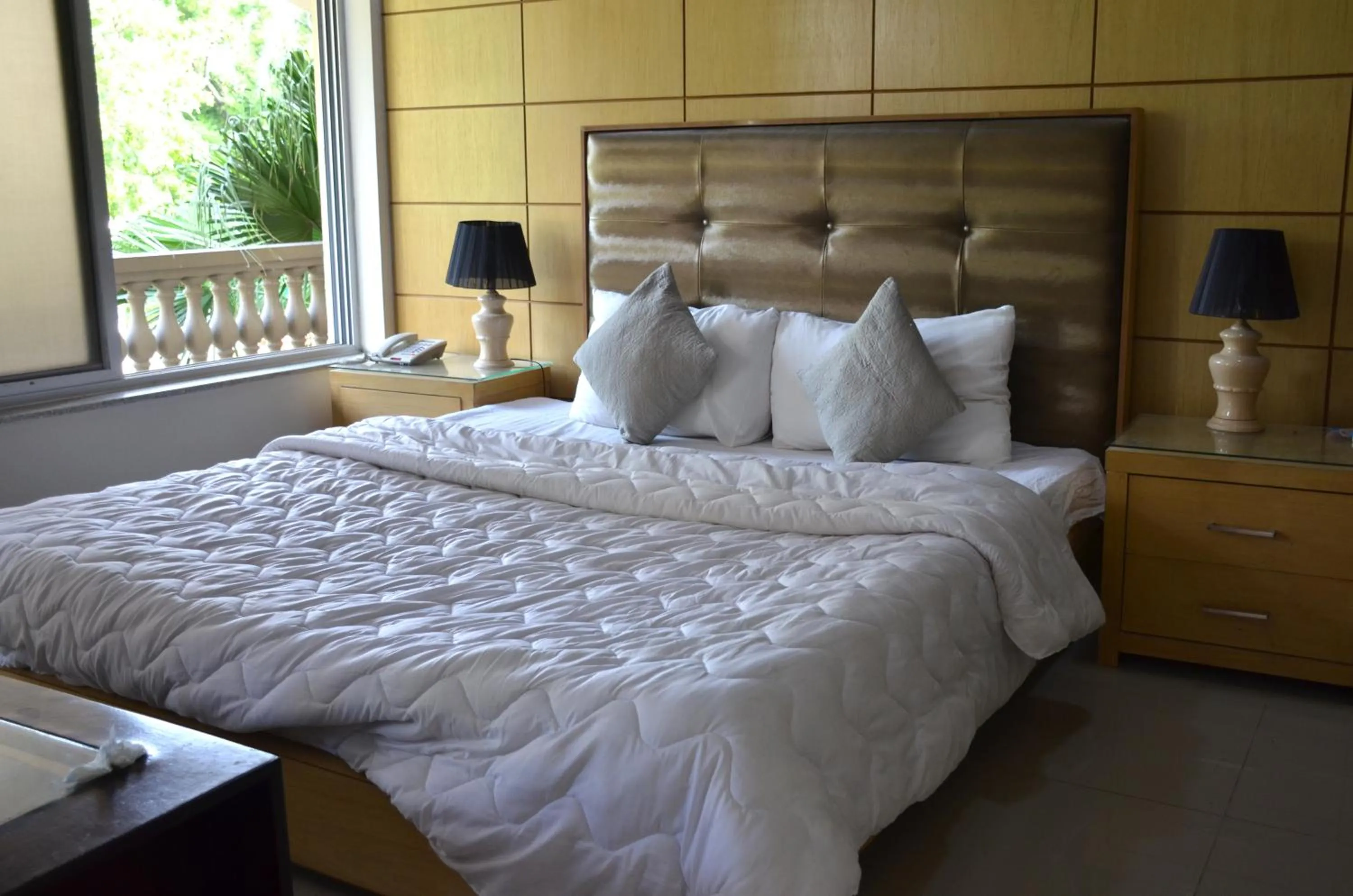 Garden, Bed in Gofas Lodge