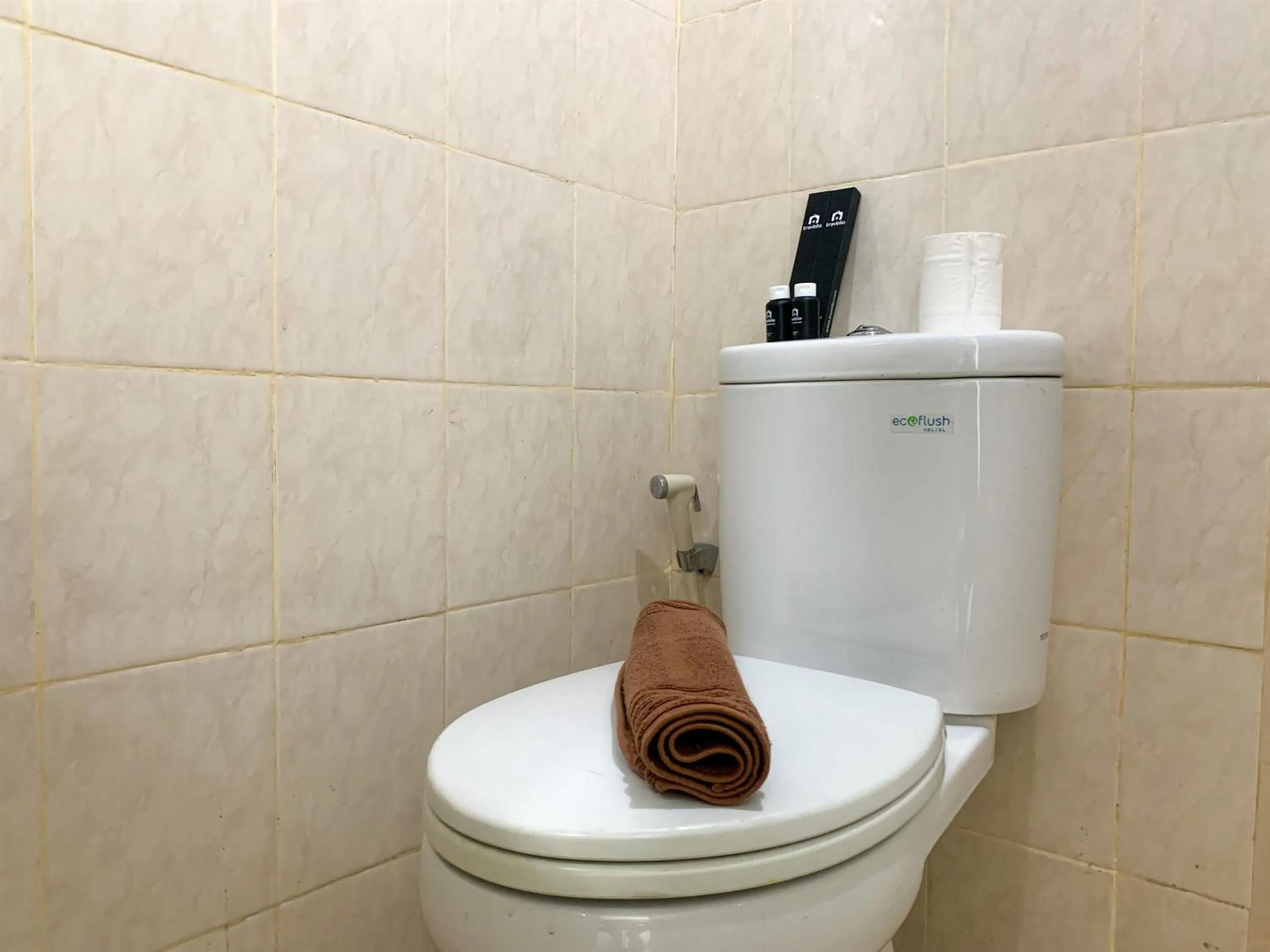 Cozy Studio at Park View Condominium Apartment By Travelio