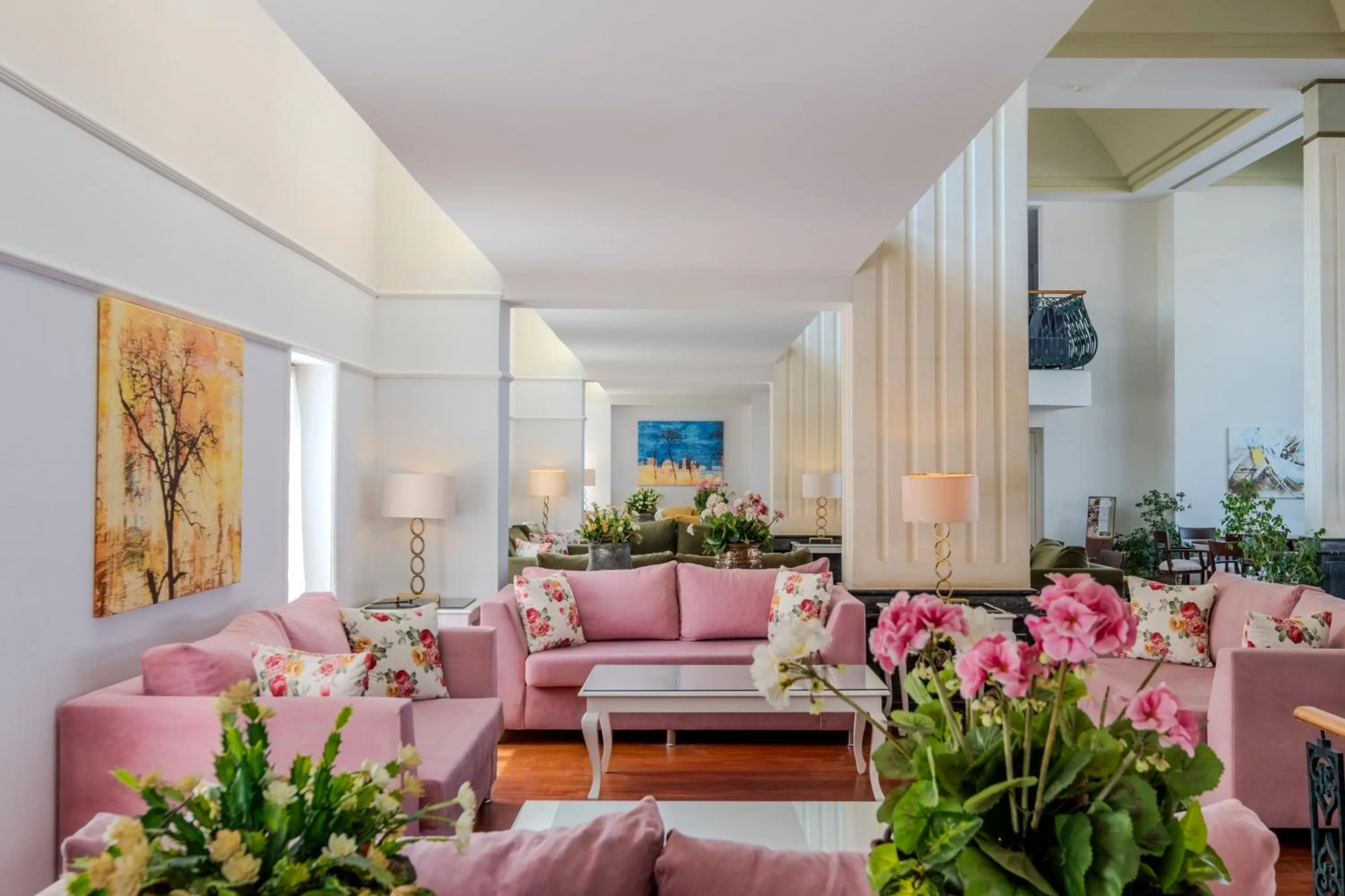 Iz Flower Side Beach Hotel