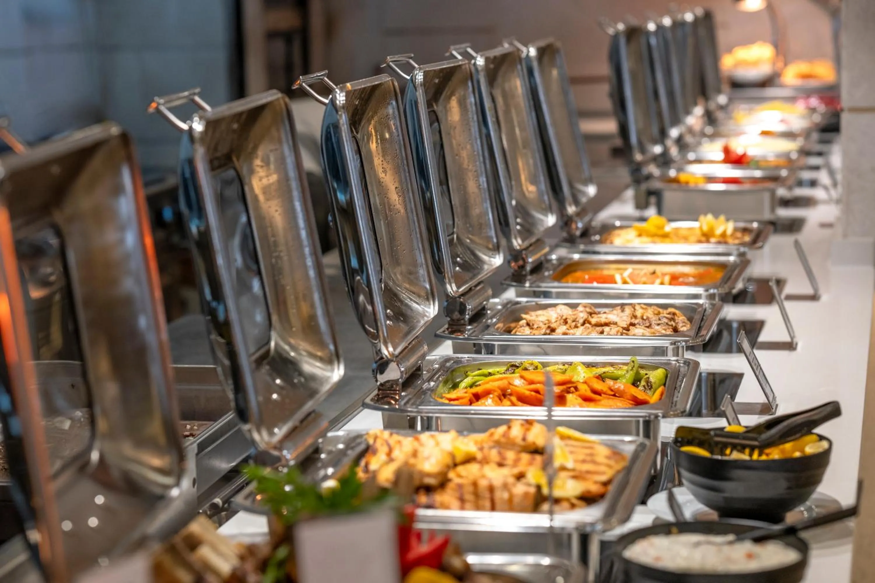 Iz Flower Side Beach Hotel