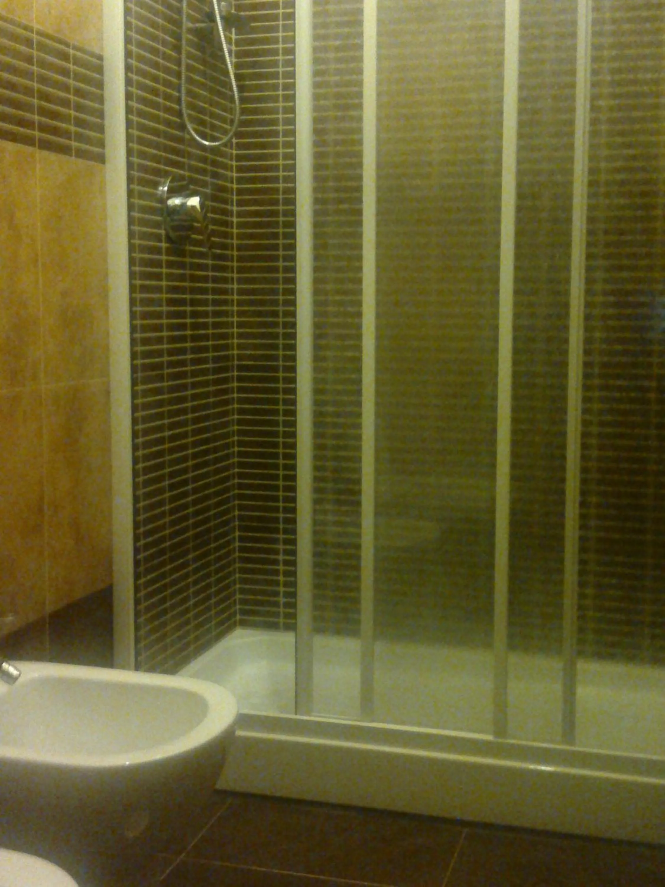 Bathroom in Pitagora House