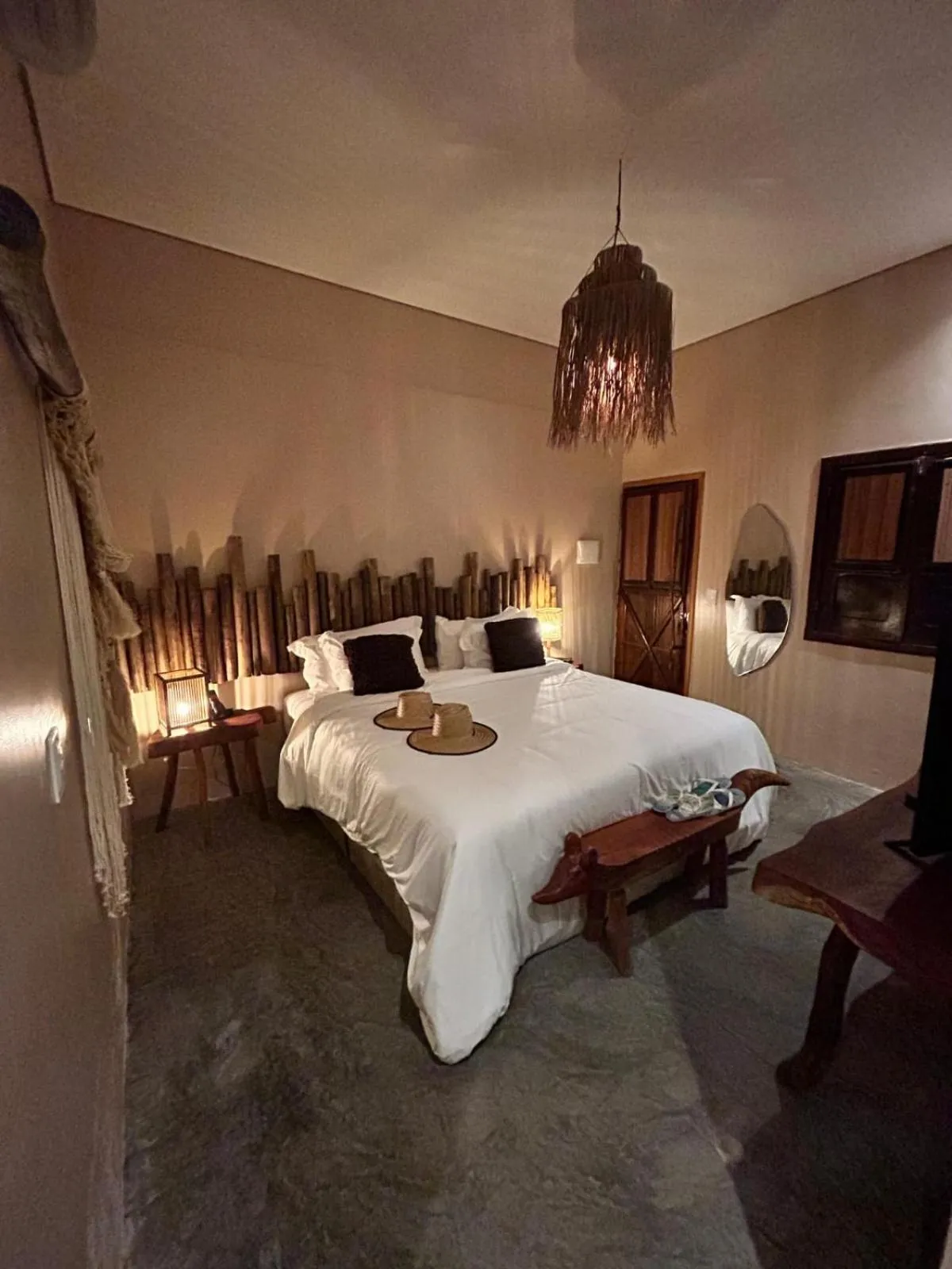 Bed in Villa Pantai Boutique Hotel Atins