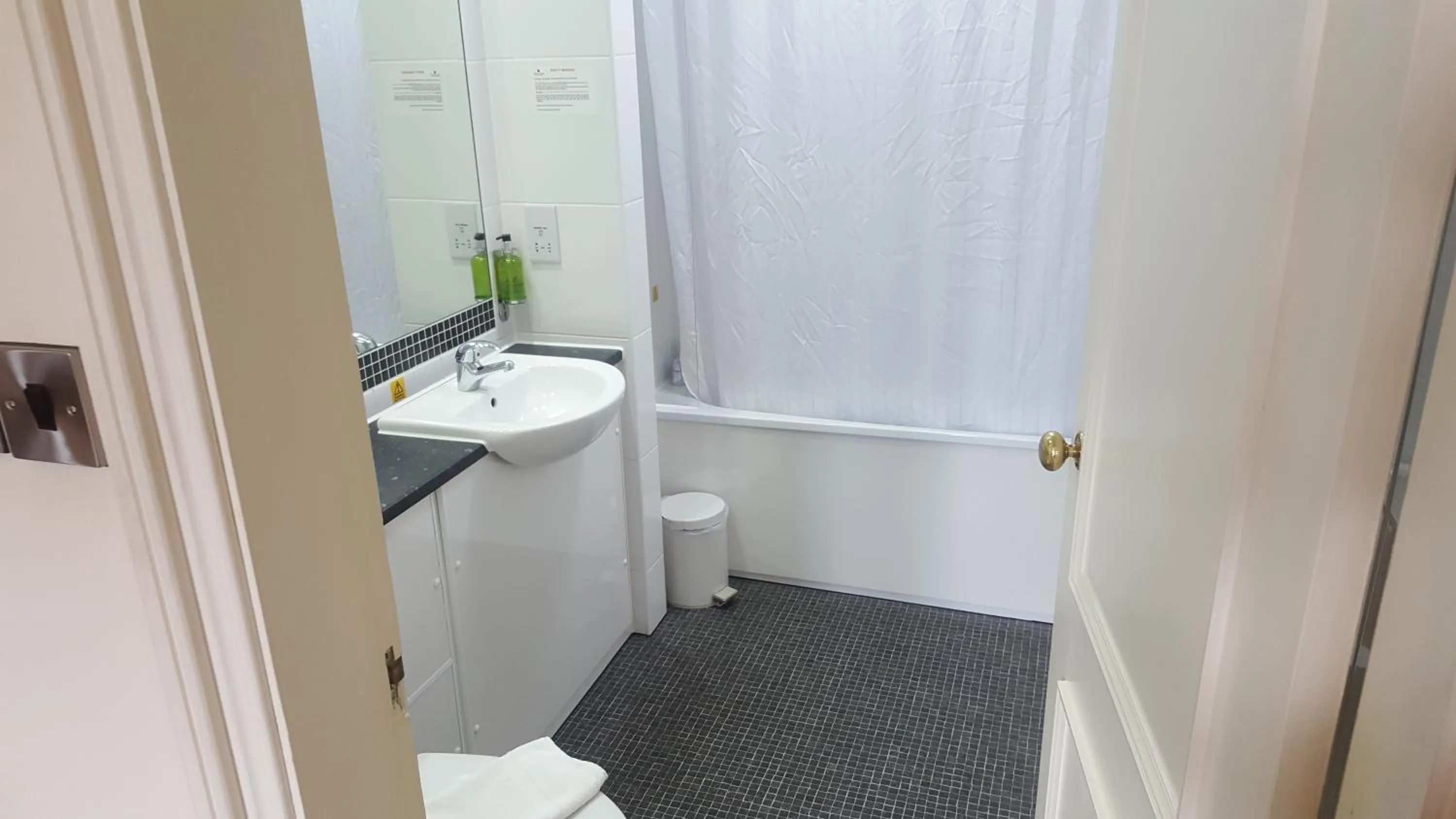 Bathroom in Keswick Country House Hotel