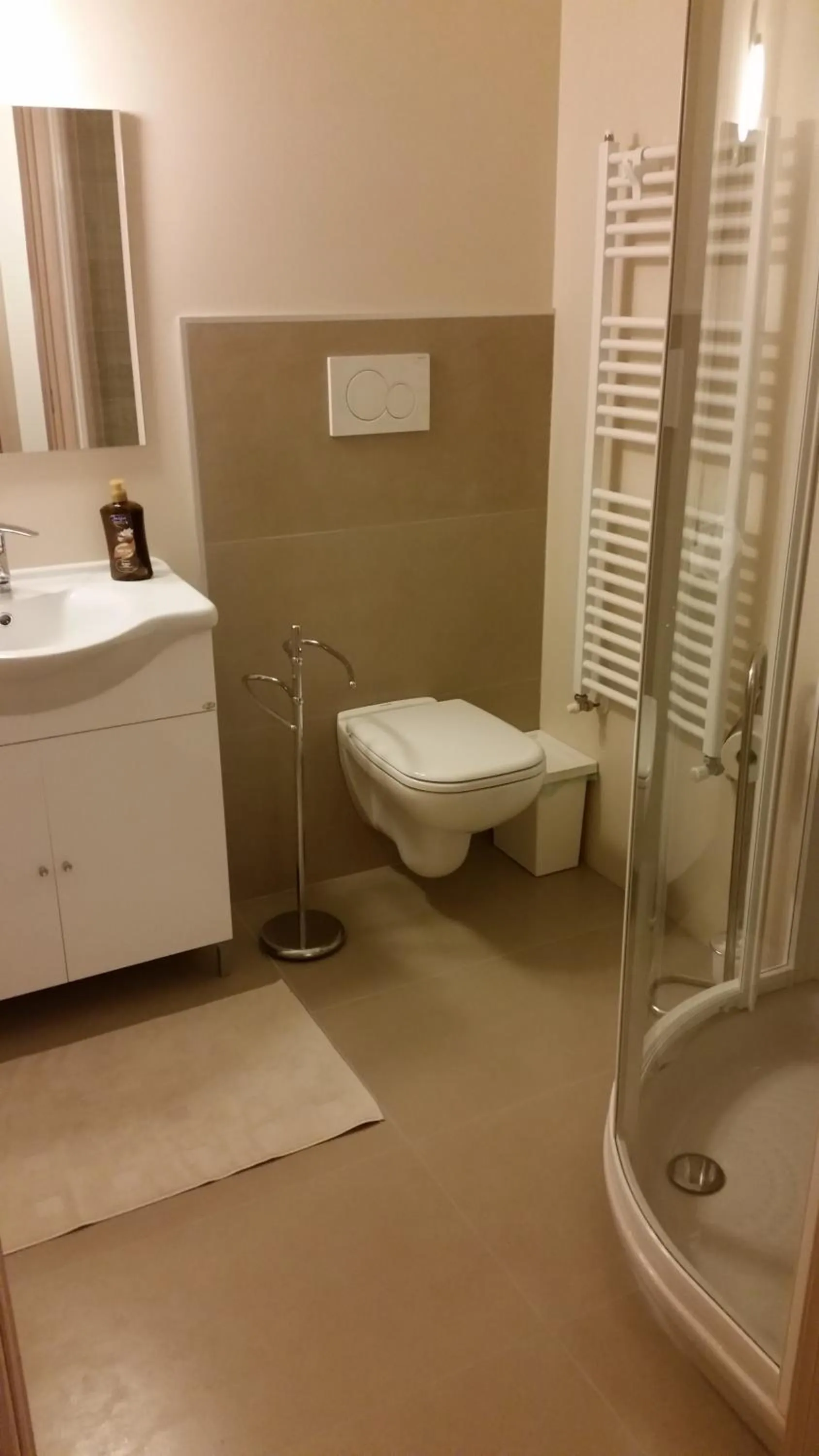 Bathroom in B&B Aria d'Argento - Bike Tours