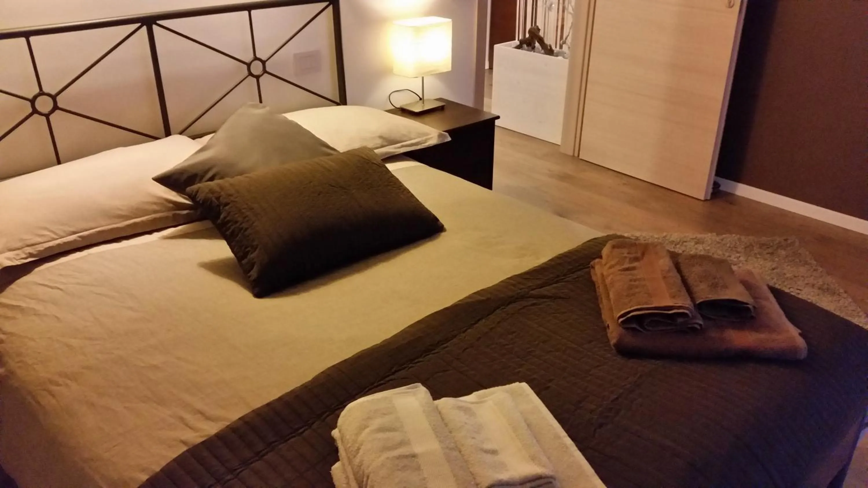 Bed in B&B Aria d'Argento - Bike Tours