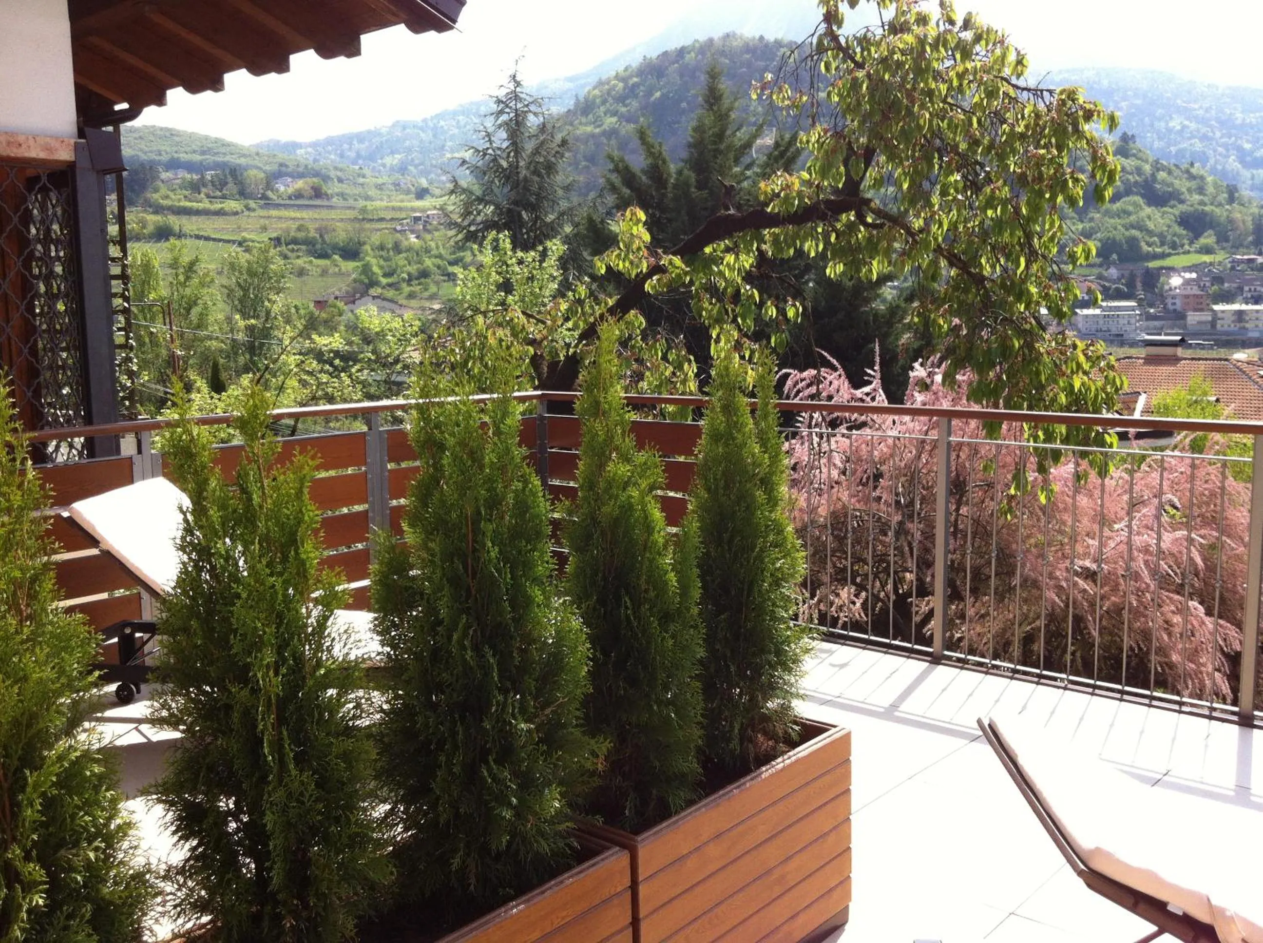 Garden view in B&B Aria d'Argento - Bike Tours