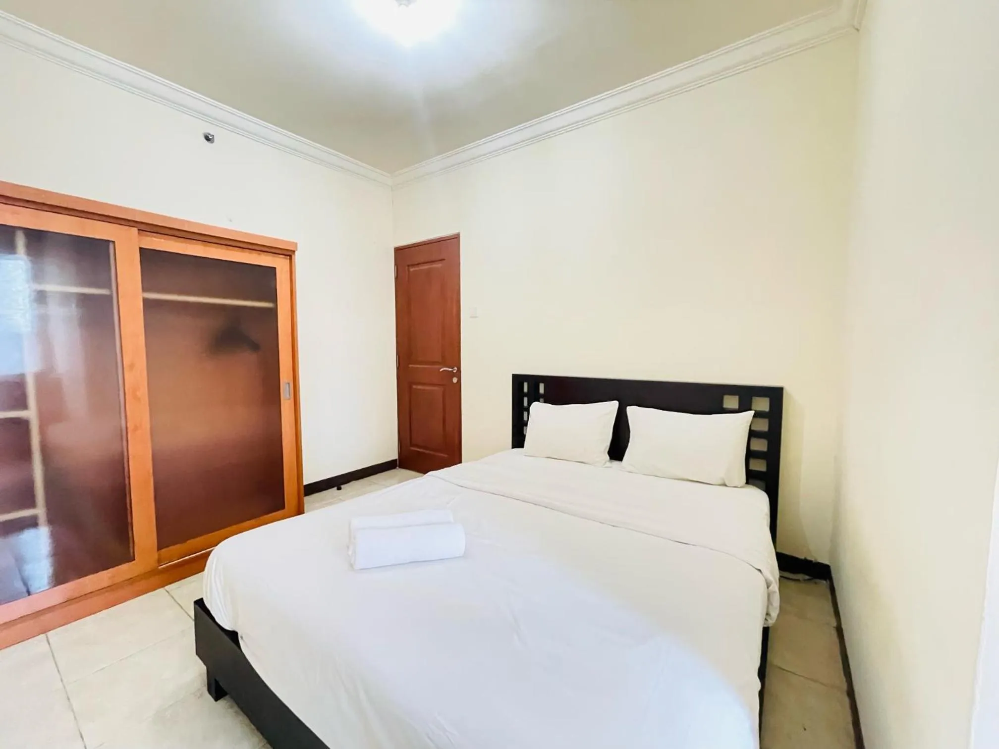 Executive Private 2BR at Galeri Ciumbuleuit 1 Apartement By Travelio