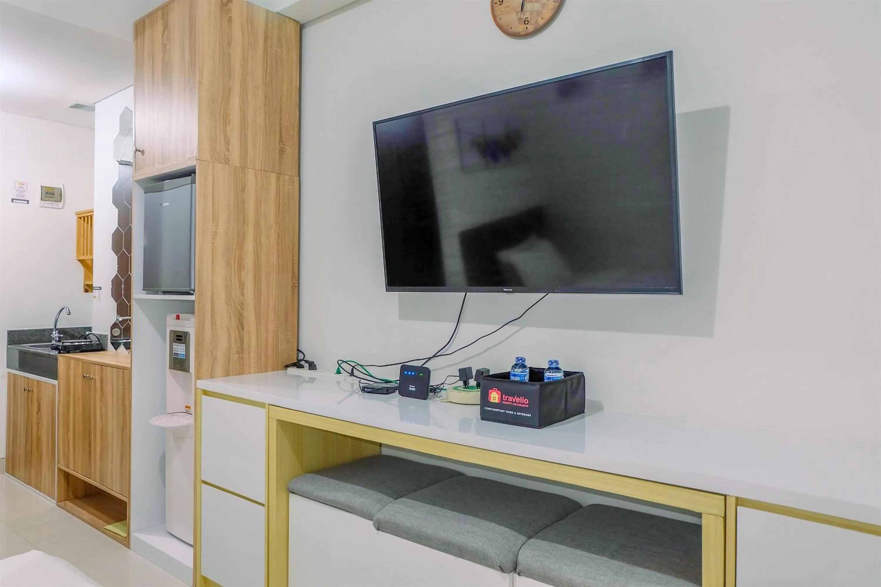 Simply and Homey Studio Transpark Cibubur Apartment By Travelio