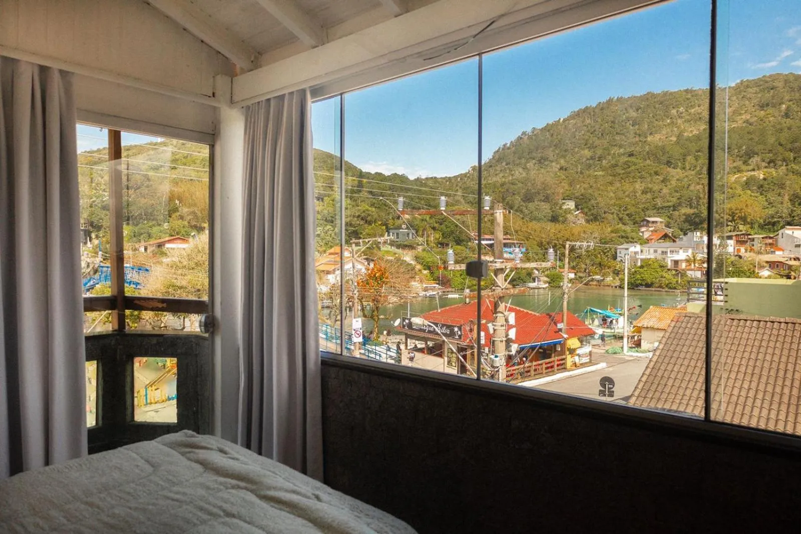 Bed in Sea Wolf Surf Hostel