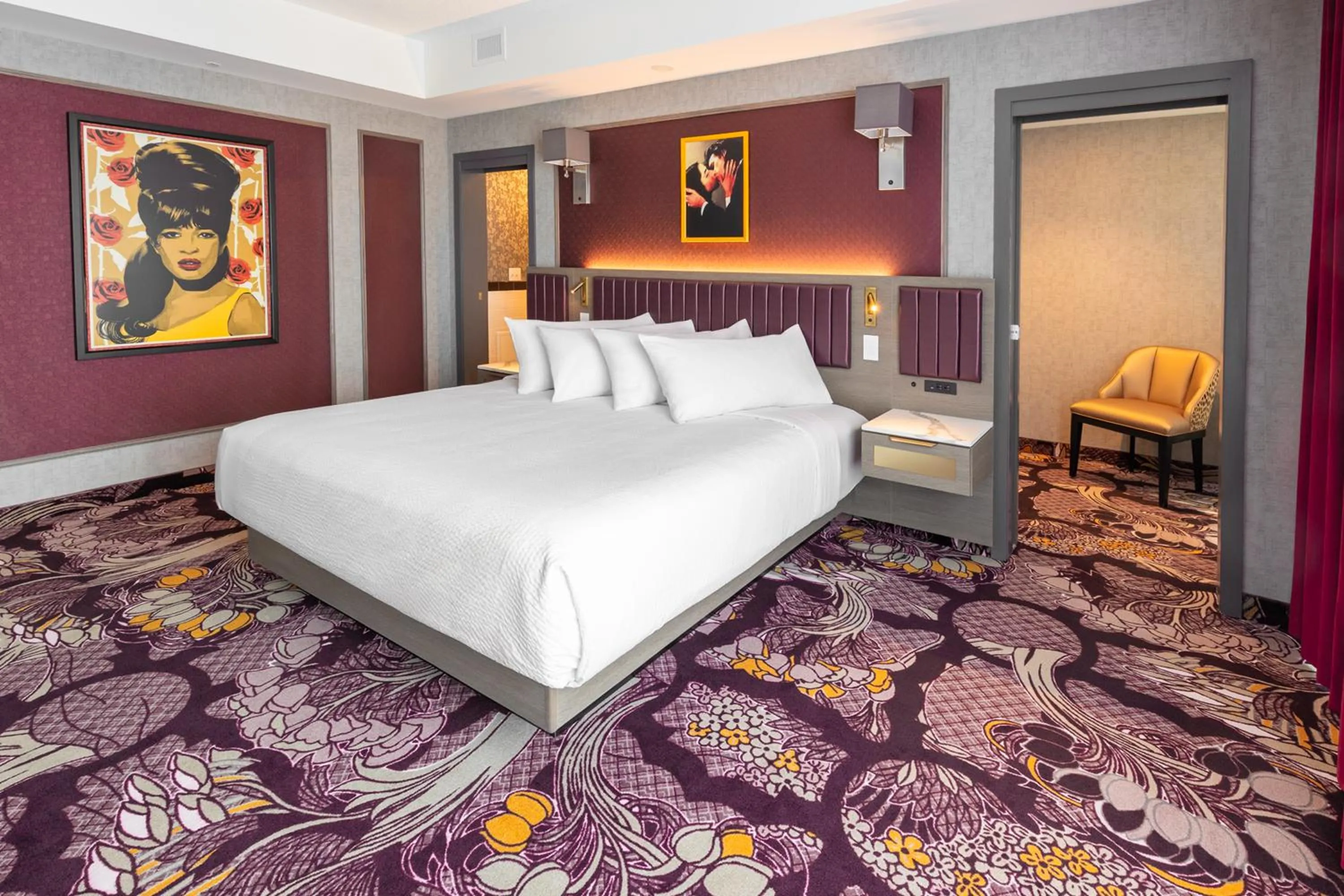 Bed in JAG Boutique Hotel