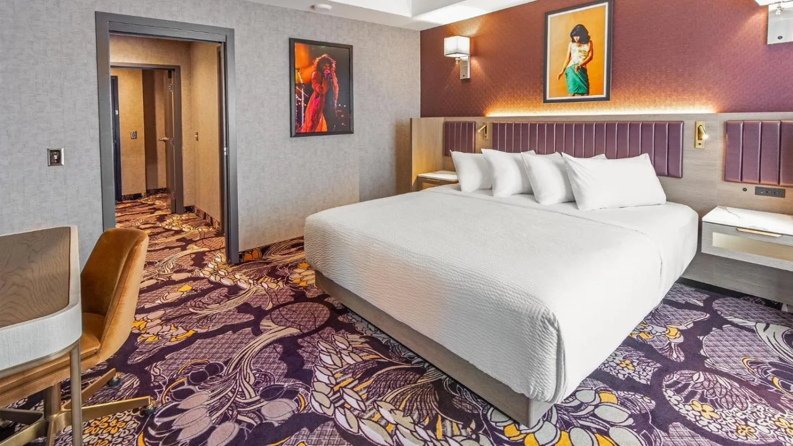 Bed in JAG Boutique Hotel