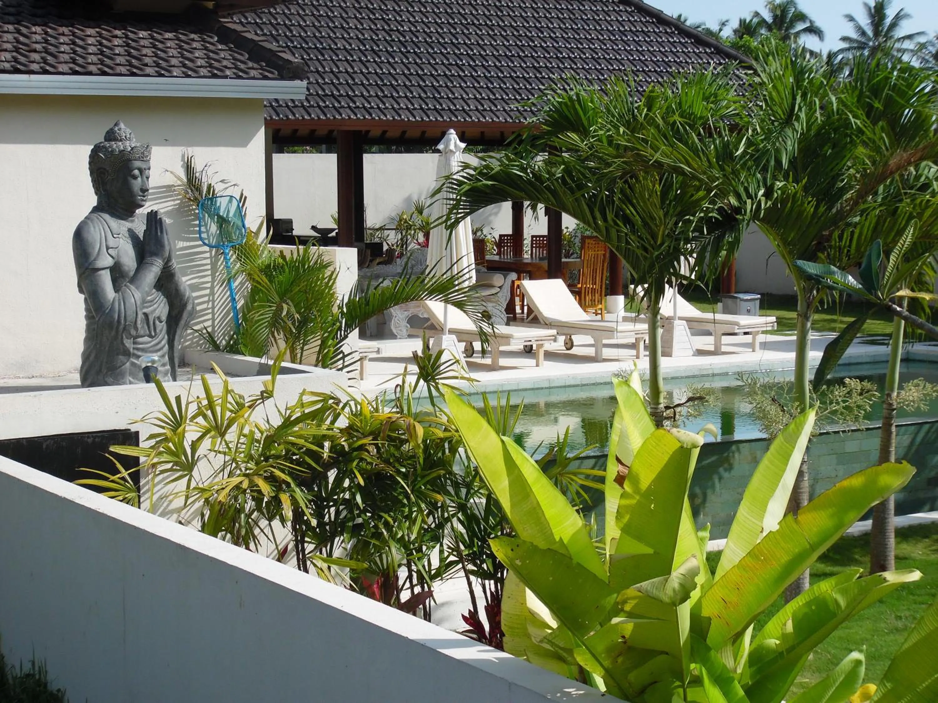 Spring in Uma Kama Villa