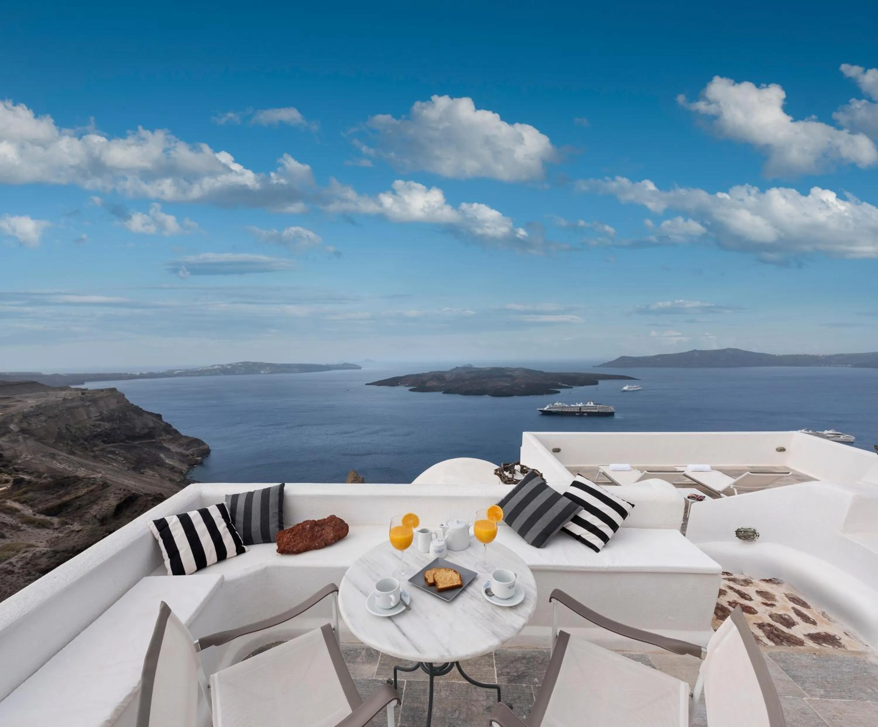 Balcony/Terrace in Aigialos Luxury Traditional Settlement