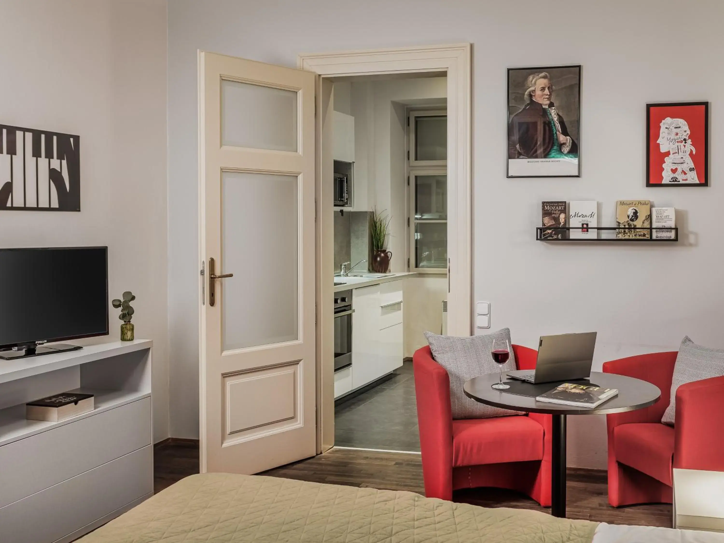 Studio Amadeus in 4 Arts Apartments by Adrez Studio Amadeus in 4 Arts Apartments by Adrez