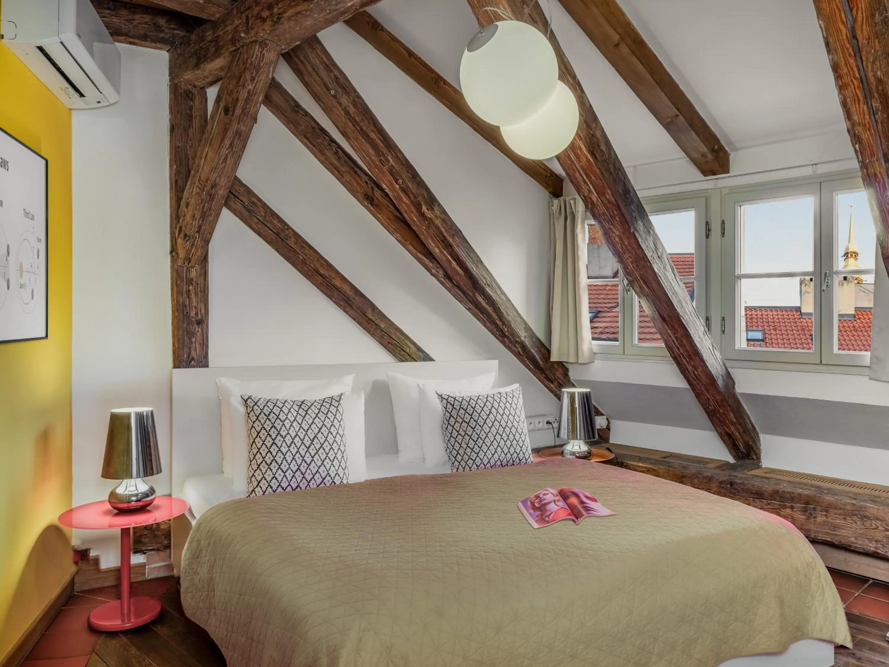 Bed in 4 Arts Apartments by Adrez