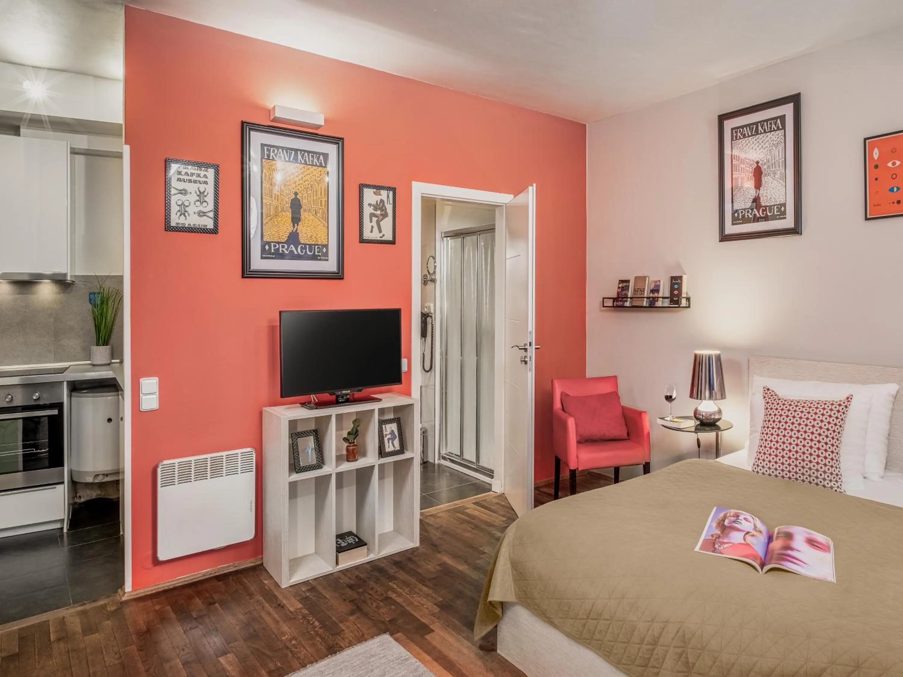 Bedroom in 4 Arts Apartments by Adrez