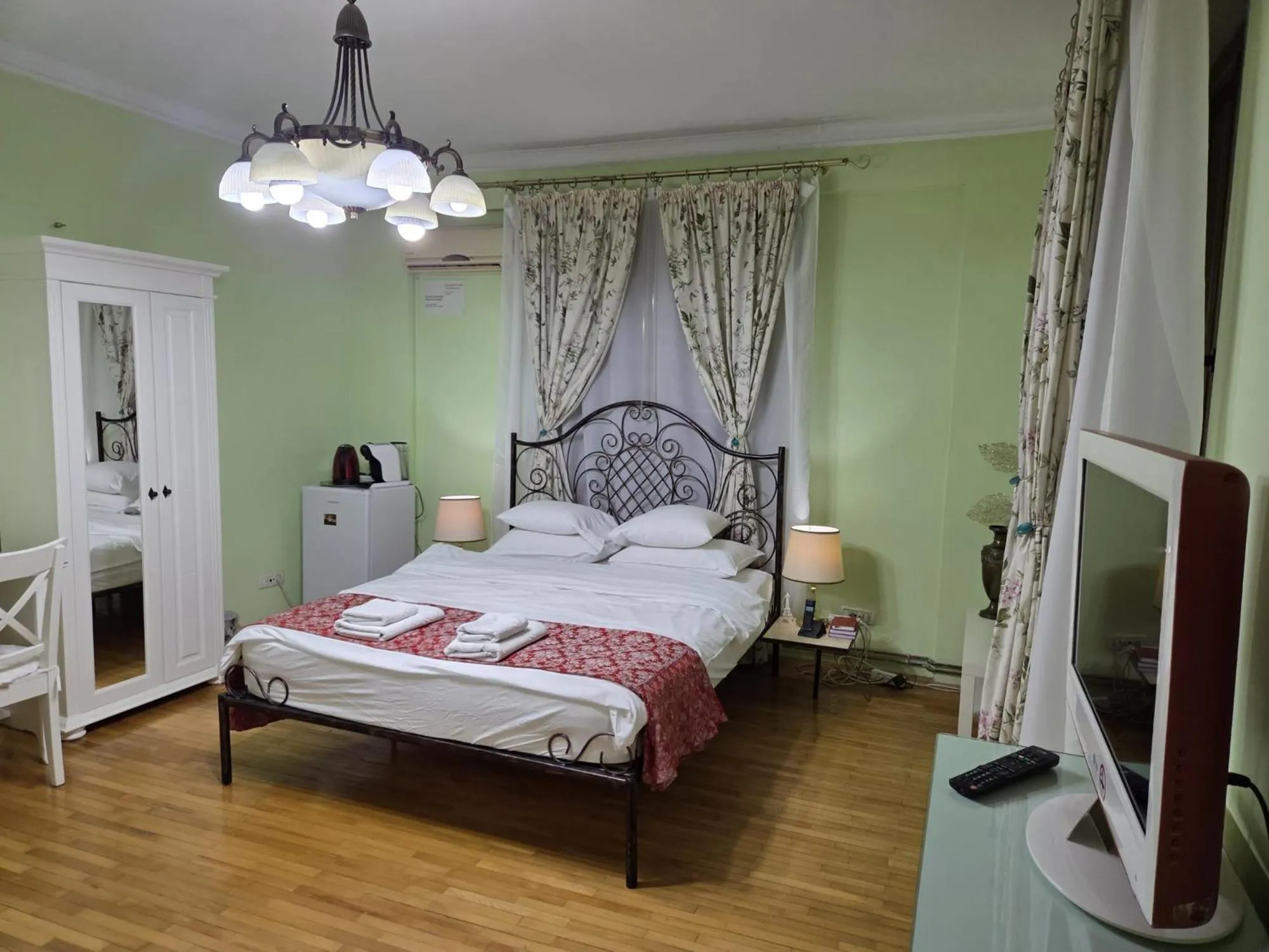 Bed in Bucharest Boutique Accommodation by Hotels
