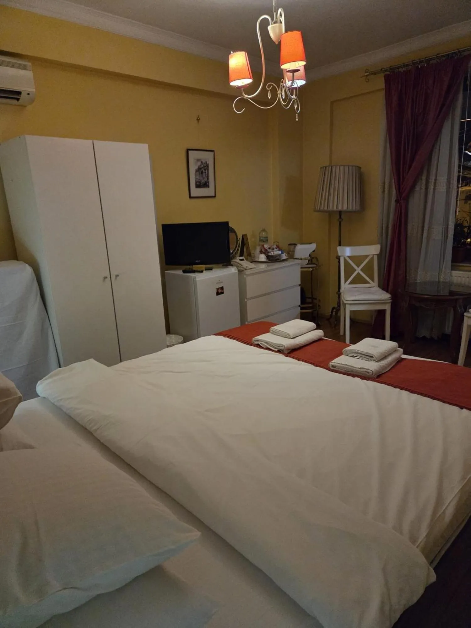 Bed in Bucharest Boutique Accommodation by Hotels