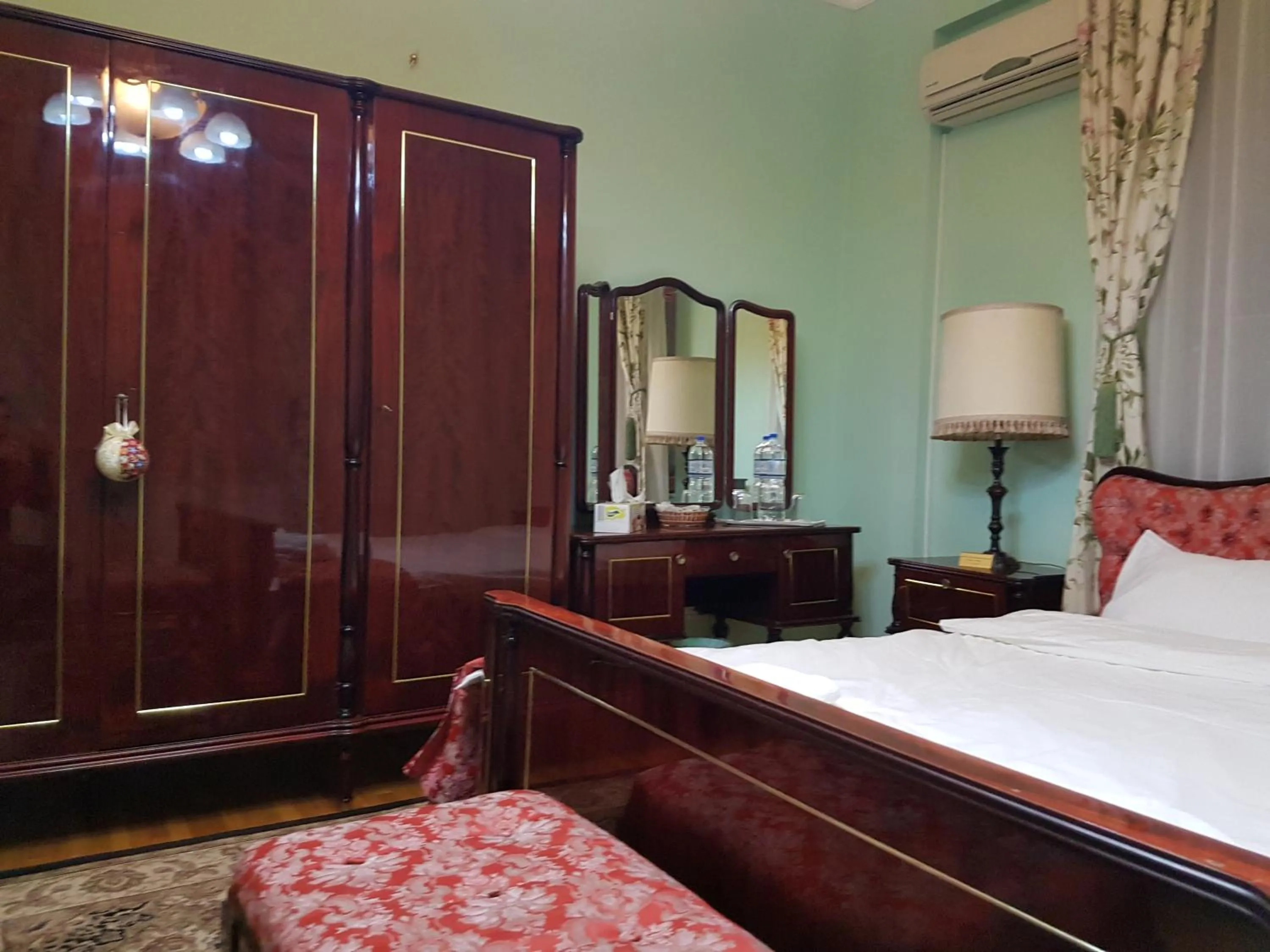 Bedroom, Bed in Bucharest Boutique Accommodation by Hotels